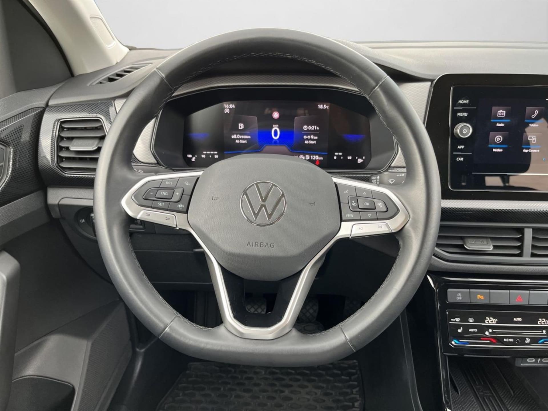 Volkswagen T-Cross Life