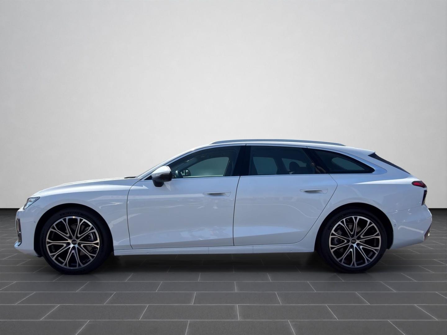 Bild über Audi A6 Avant TDI 150 kW S tronic - für weitere Informationen kontaktieren Sie den Audi Partner