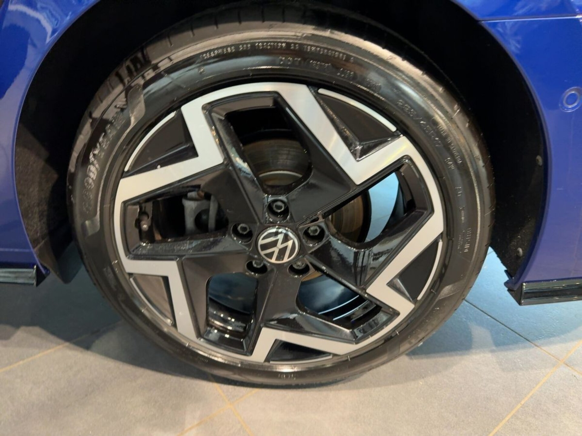 Volkswagen Golf Variant R-Line