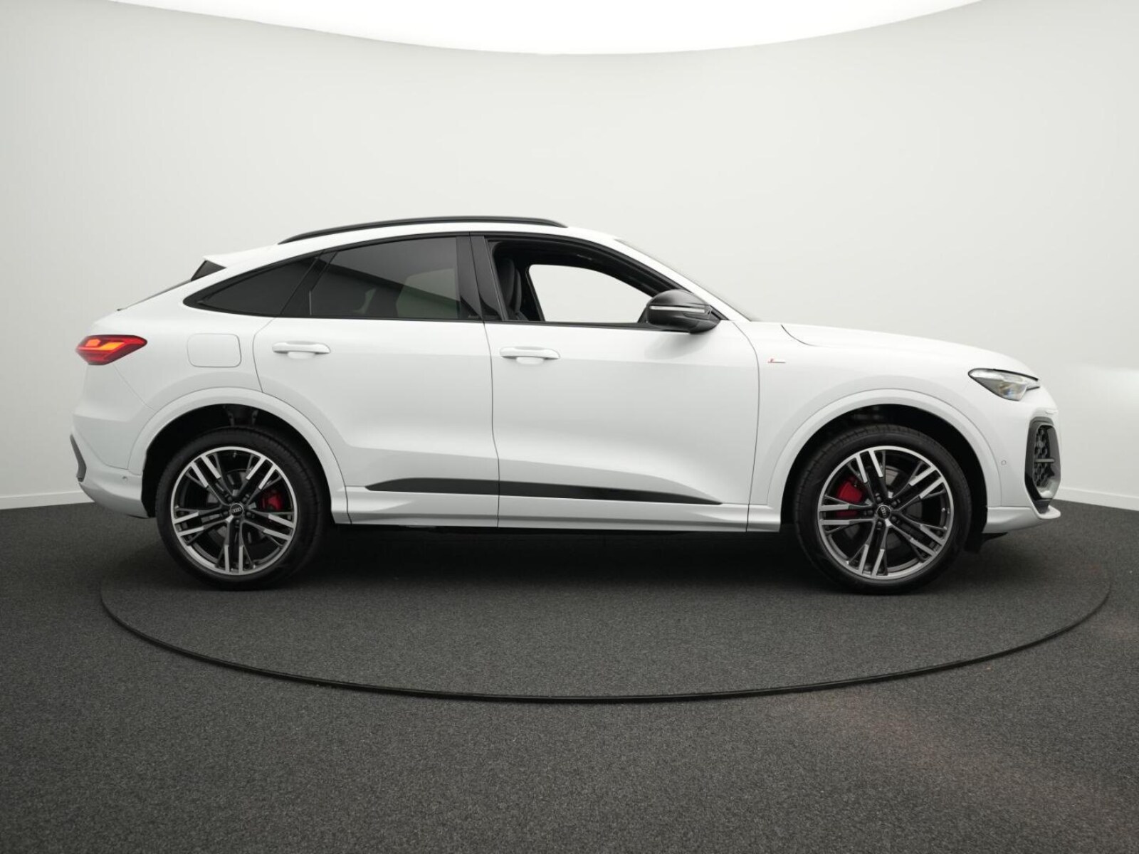 Audi Q5 Sportback – Bild 14