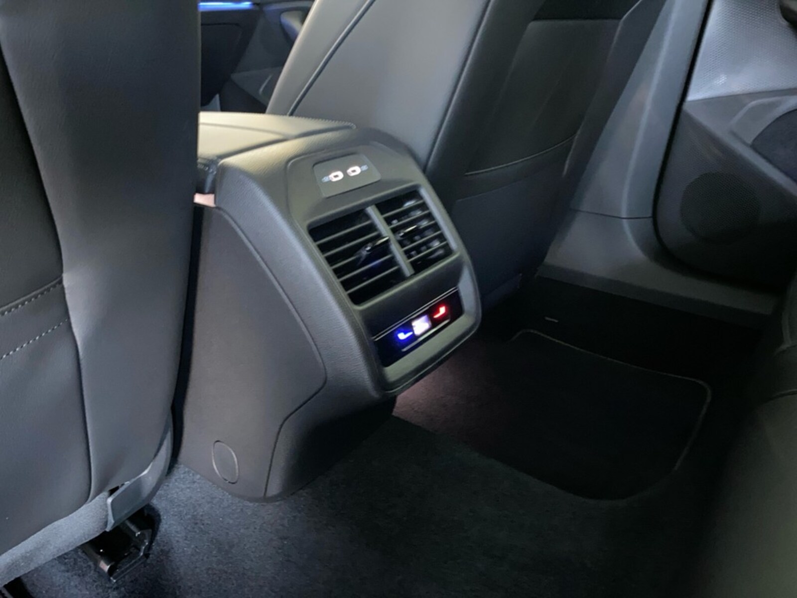 Volkswagen Passat – Bild 24