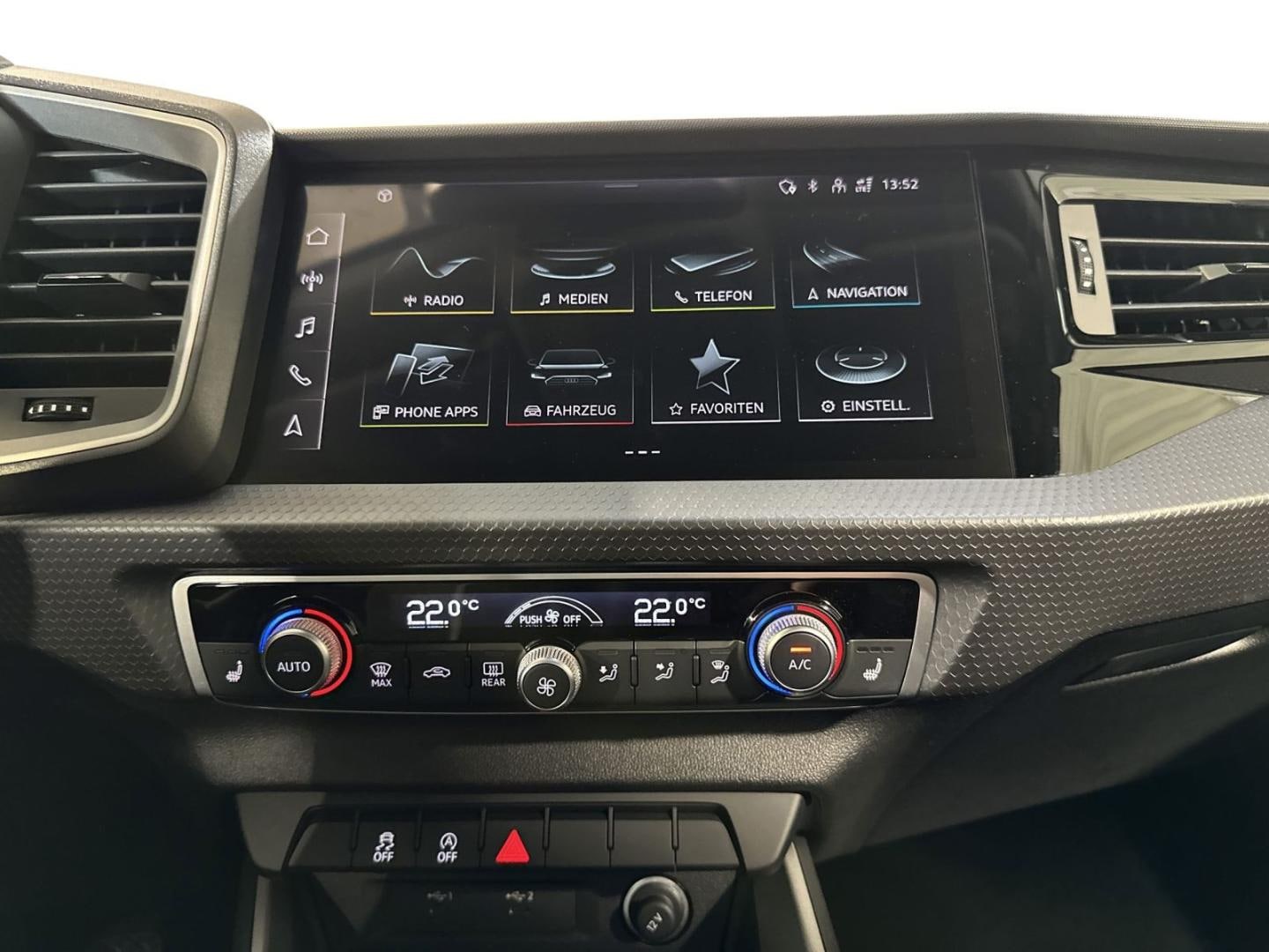 Bild über Audi A1 Sportback advanced 30 TFSI Schaltgetriebe - für weitere Informationen kontaktieren Sie den Audi Partner