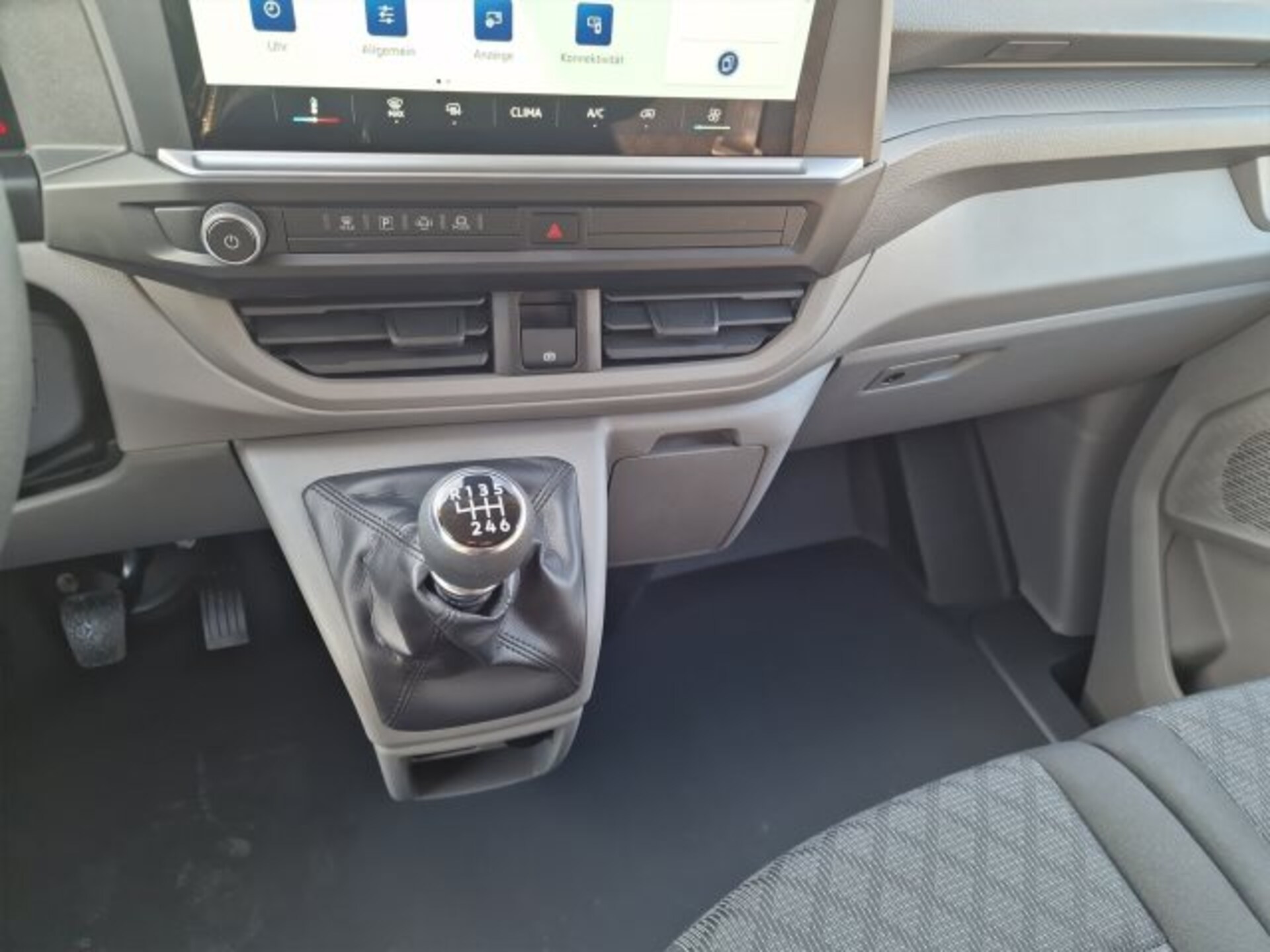 Volkswagen Transporter Kasten kurzer Radstand