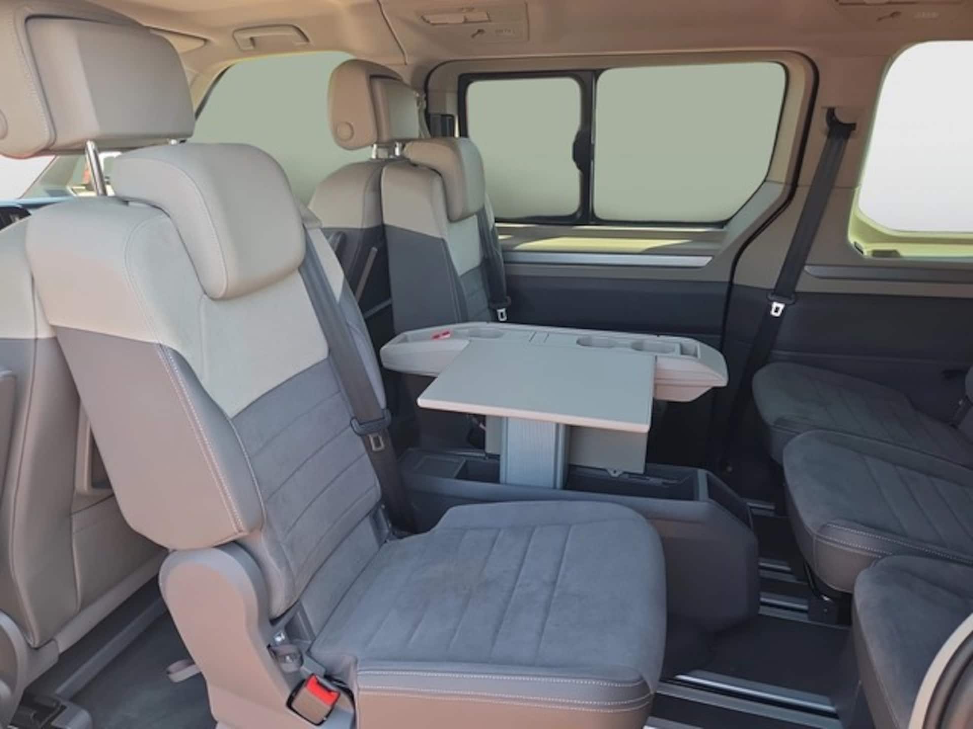 Volkswagen Multivan Life