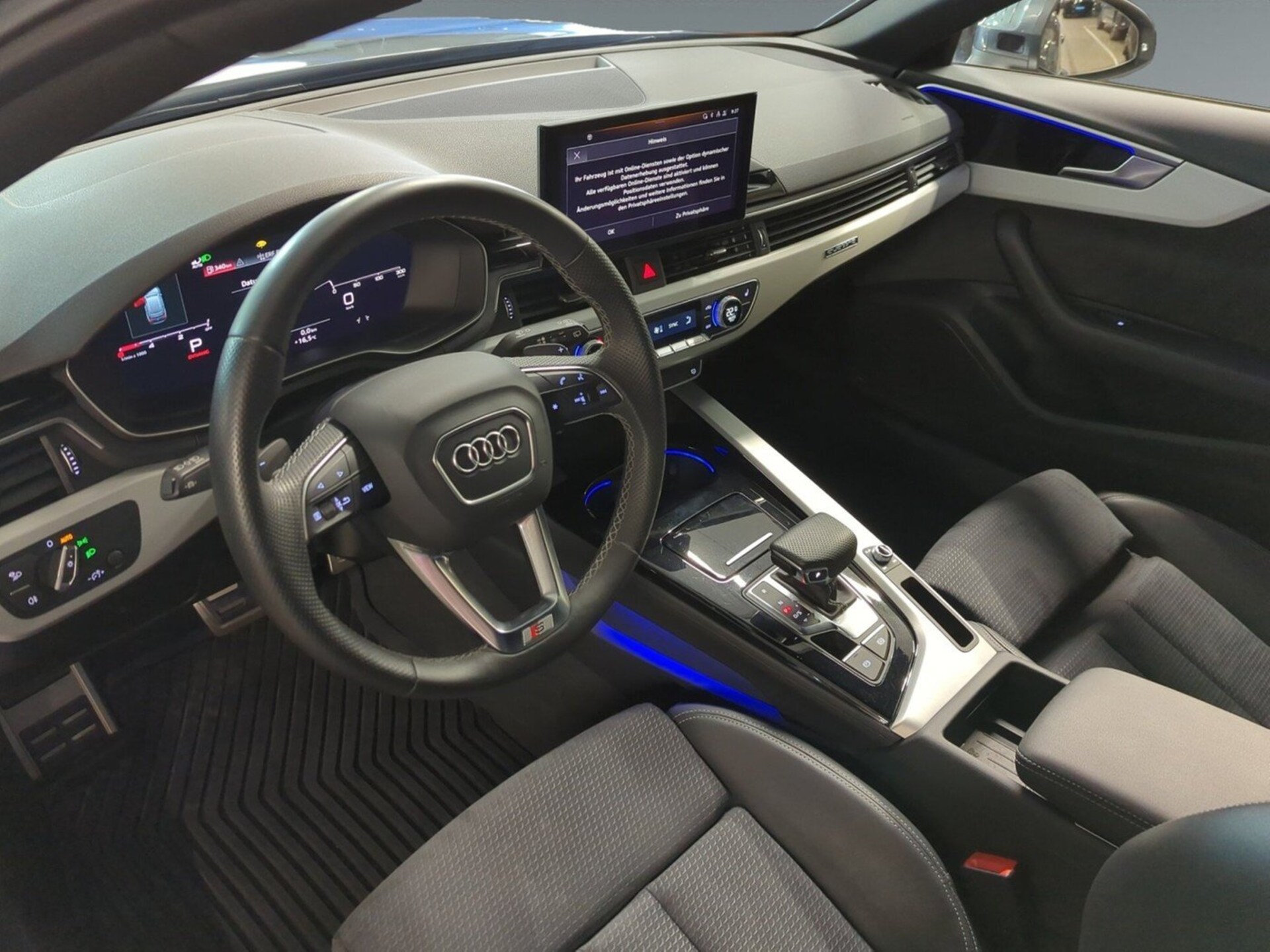 Audi A4 Avant S line