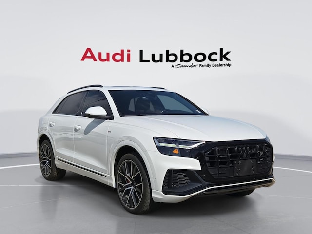 Photo of 2022 Audi Q8