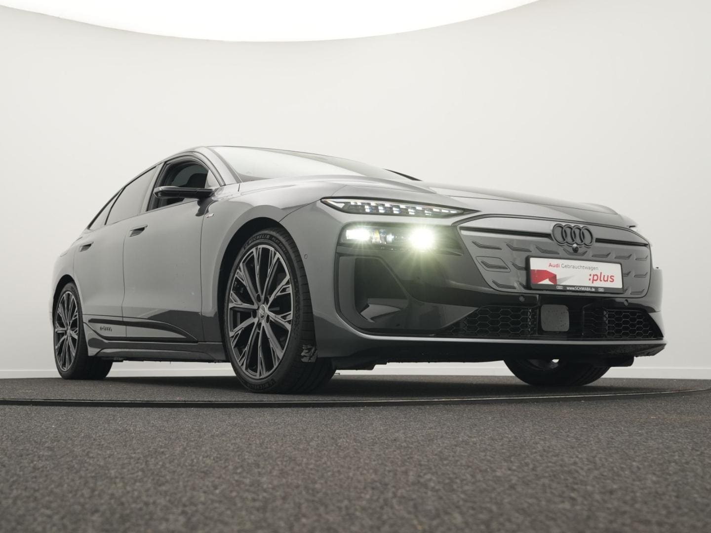 Bild über Audi A6 Sportback e-tron e-tron - für weitere Informationen kontaktieren Sie den Audi Partner