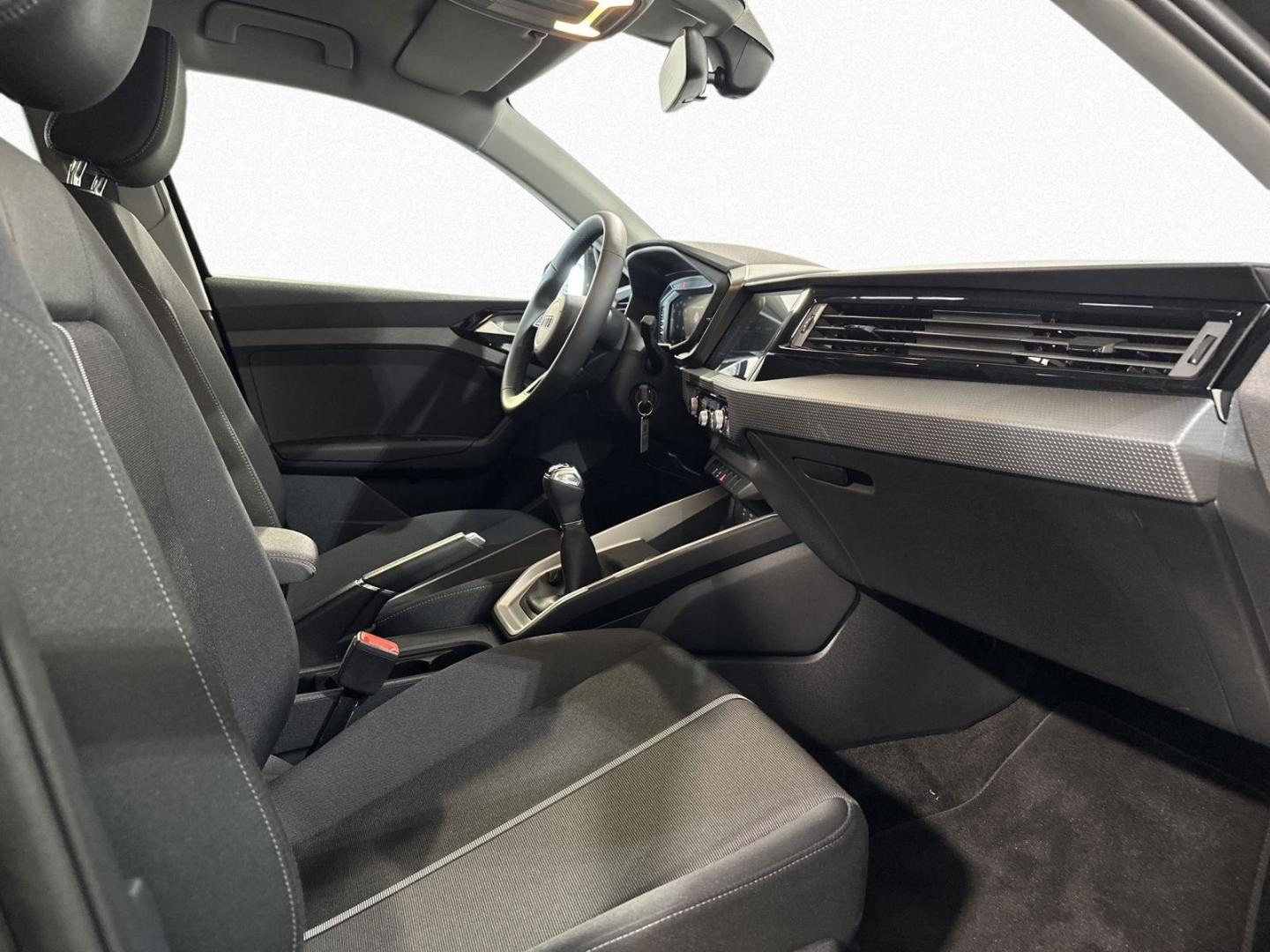 Bild über Audi A1 Sportback advanced 30 TFSI Schaltgetriebe - für weitere Informationen kontaktieren Sie den Audi Partner