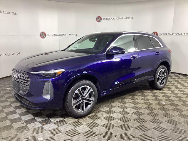 2025 Audi Q5 40 Premium Plus's photo