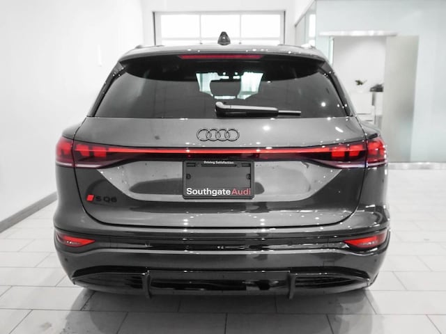 2025 Audi SQ6 e-tron