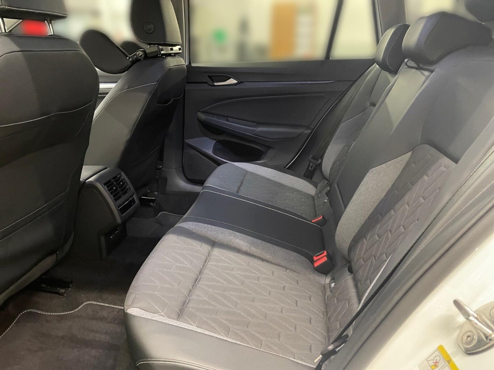 Volkswagen Golf Variant – Bild 14