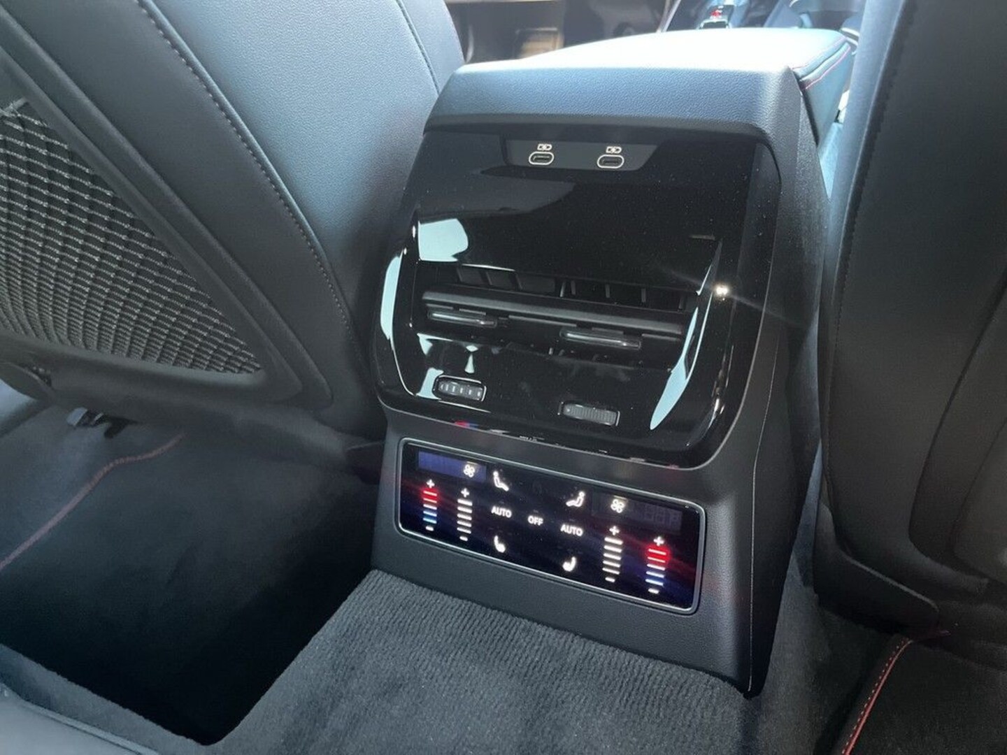 Bild über Audi A6 Avant edition one TDI quattro 220 kW S tronic - für weitere Informationen kontaktieren Sie den Audi Partner