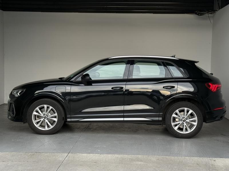 Image about Audi Q3 TFSI e S line 45 TFSI e 180 kW (245 ch) S tronic