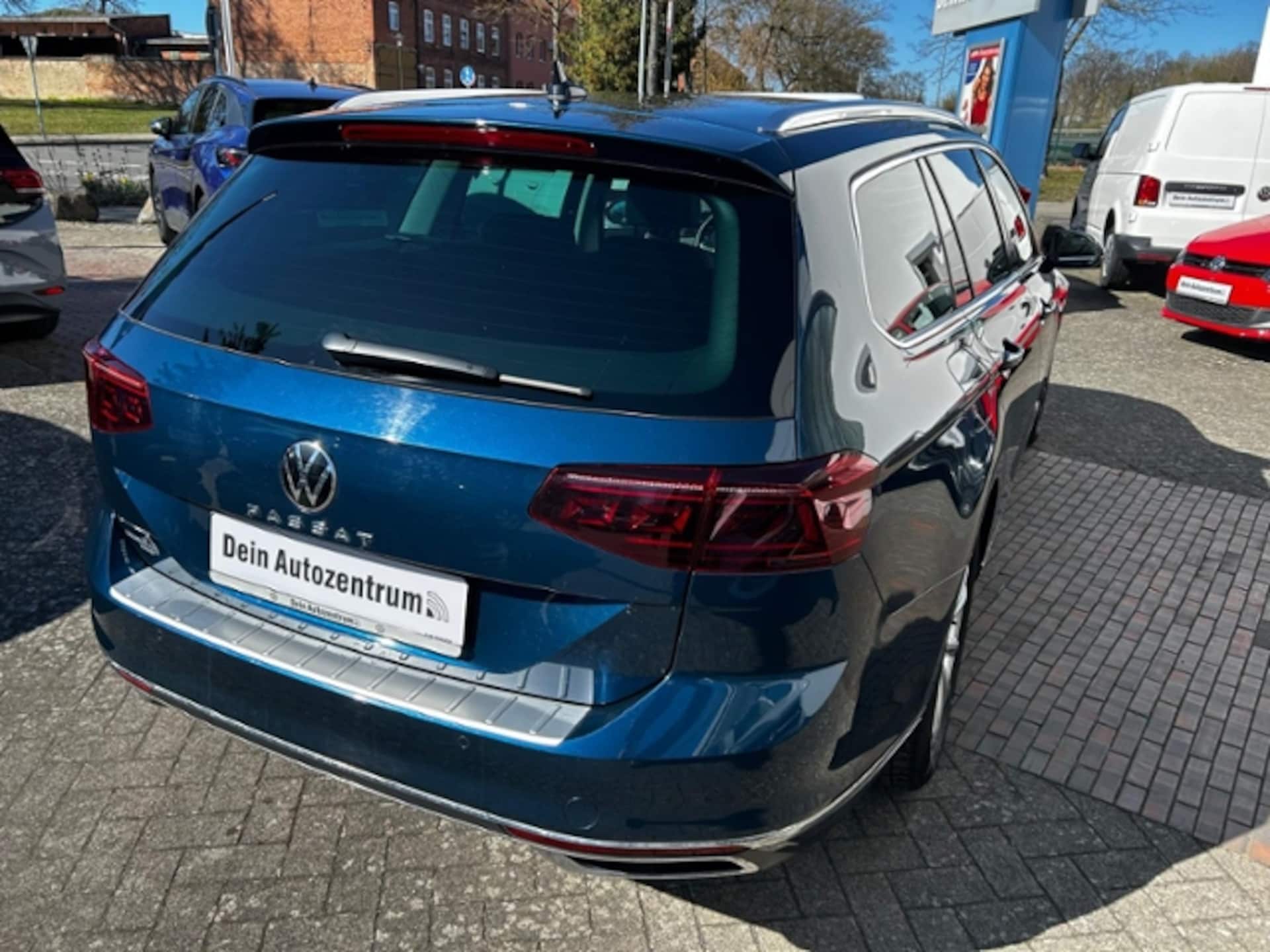 Volkswagen Passat Variant Elegance