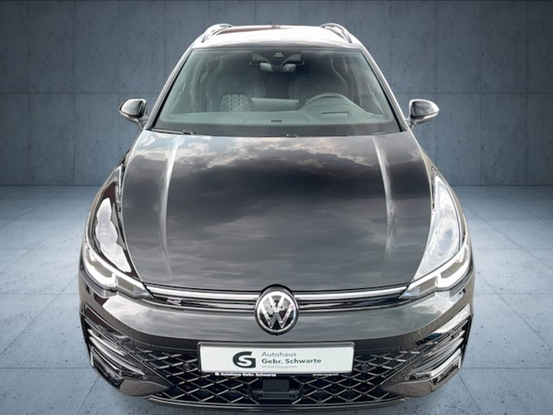 Volkswagen Golf Variant R-Line