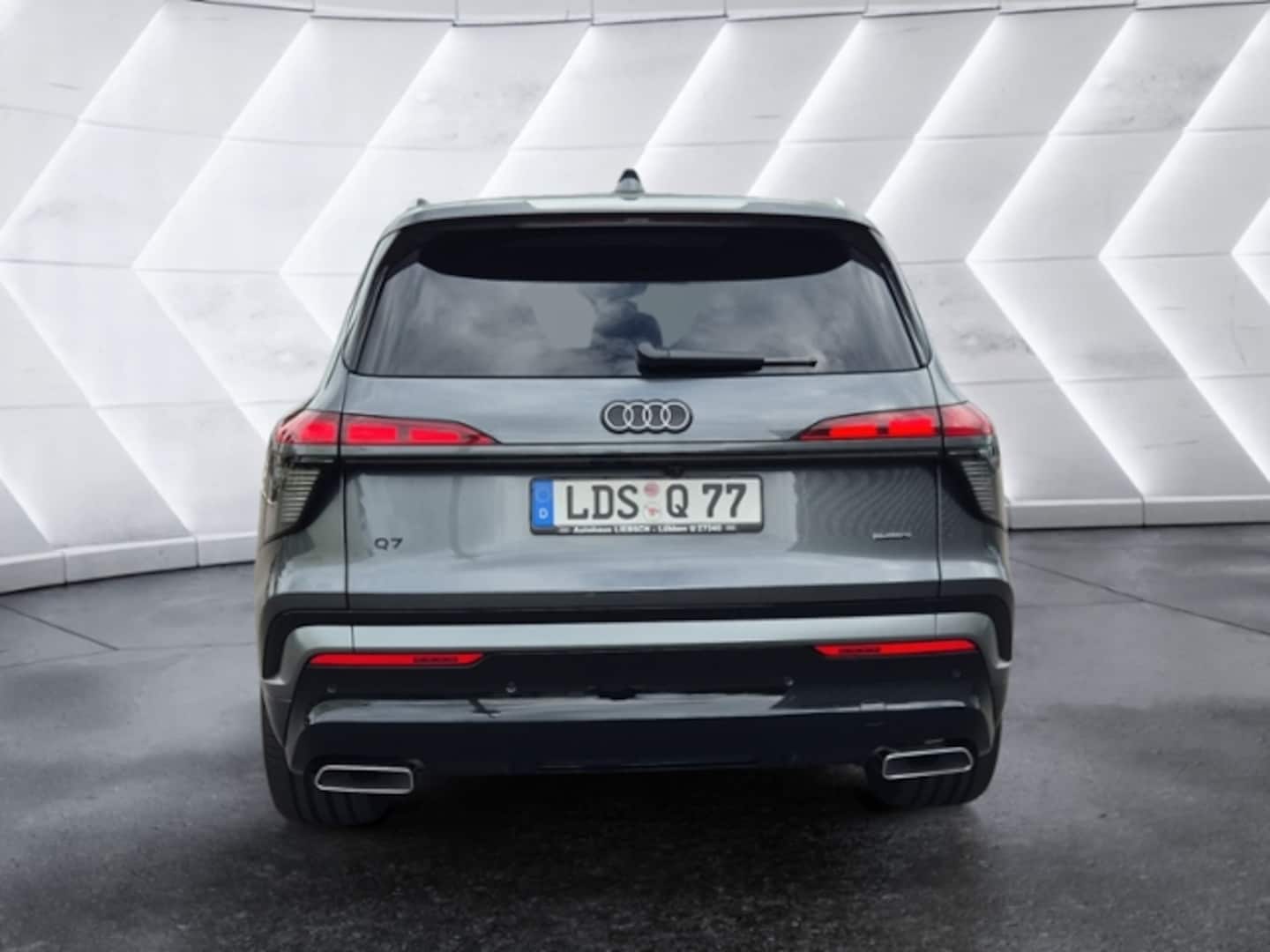 Bild über Audi Q7 SUV TDI quattro 220 kW tiptronic - für weitere Informationen kontaktieren Sie den Audi Partner