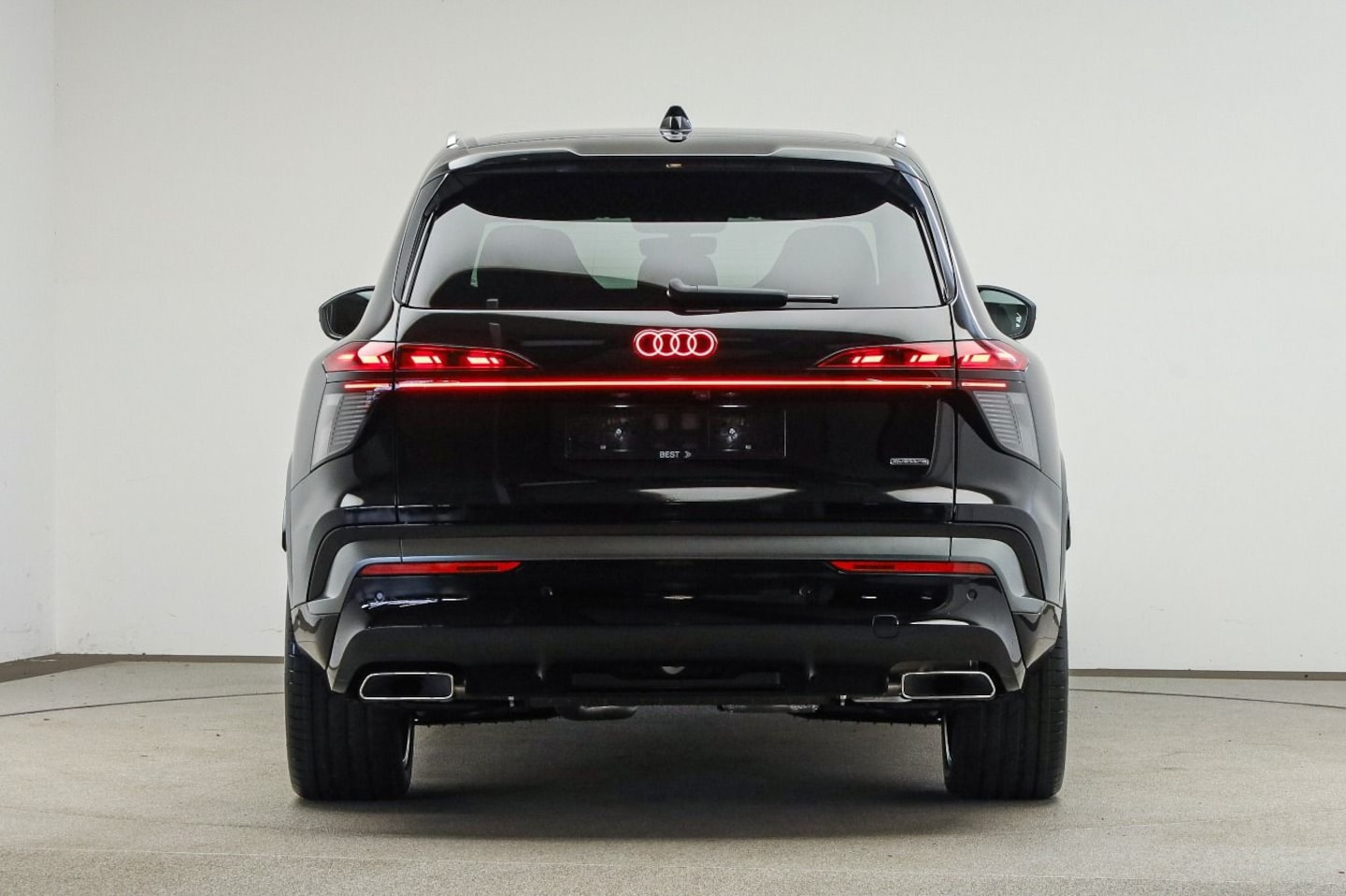 Bild über Audi Q7 SUV TDI quattro 220 kW tiptronic - für weitere Informationen kontaktieren Sie den Audi Partner