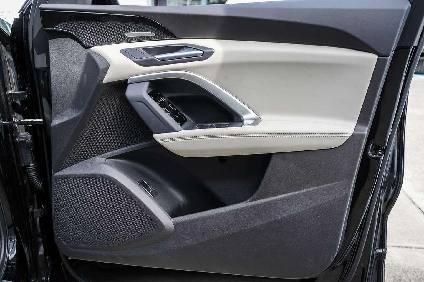 Image about Audi Q5 Sportback TDI quattro 150 kW