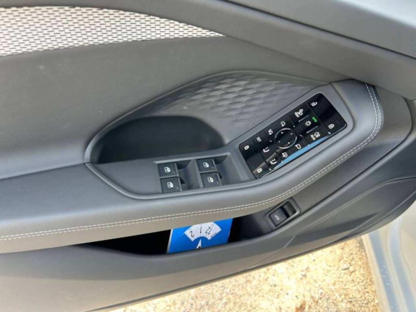 Bild über Audi A6 Limousine TDI quattro 150 kW S tronic - für weitere Informationen kontaktieren Sie den Audi Partner
