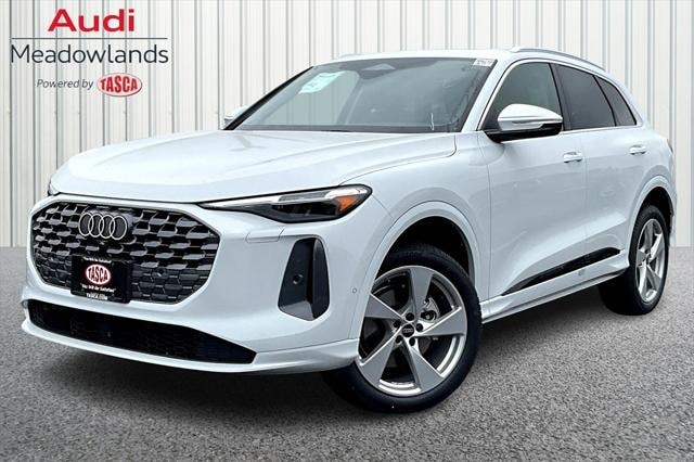 2025 Audi New Q5 Premium Plus's photo