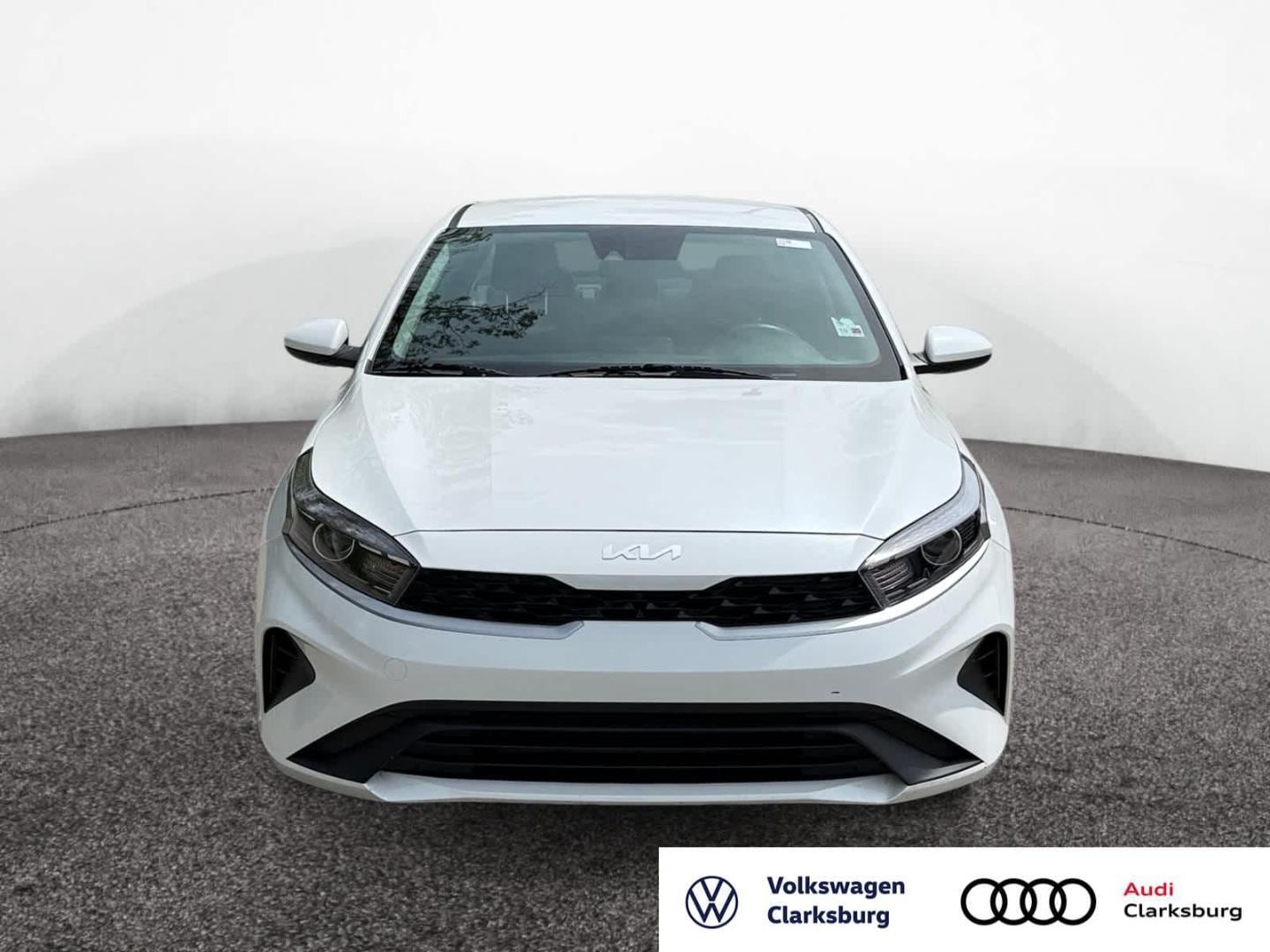Used 2024 Kia Forte LXS with VIN 3KPF24ADXRE706703 for sale in Bridgeport, WV