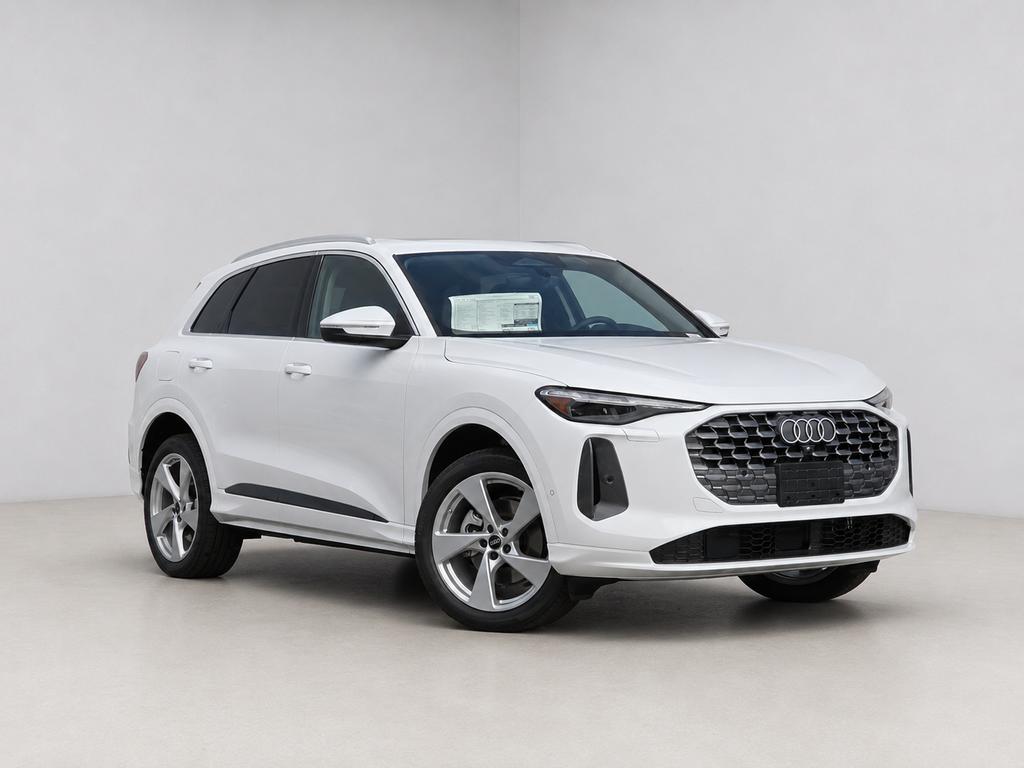 2026 Audi Q5 Premium Plus quattro's photo