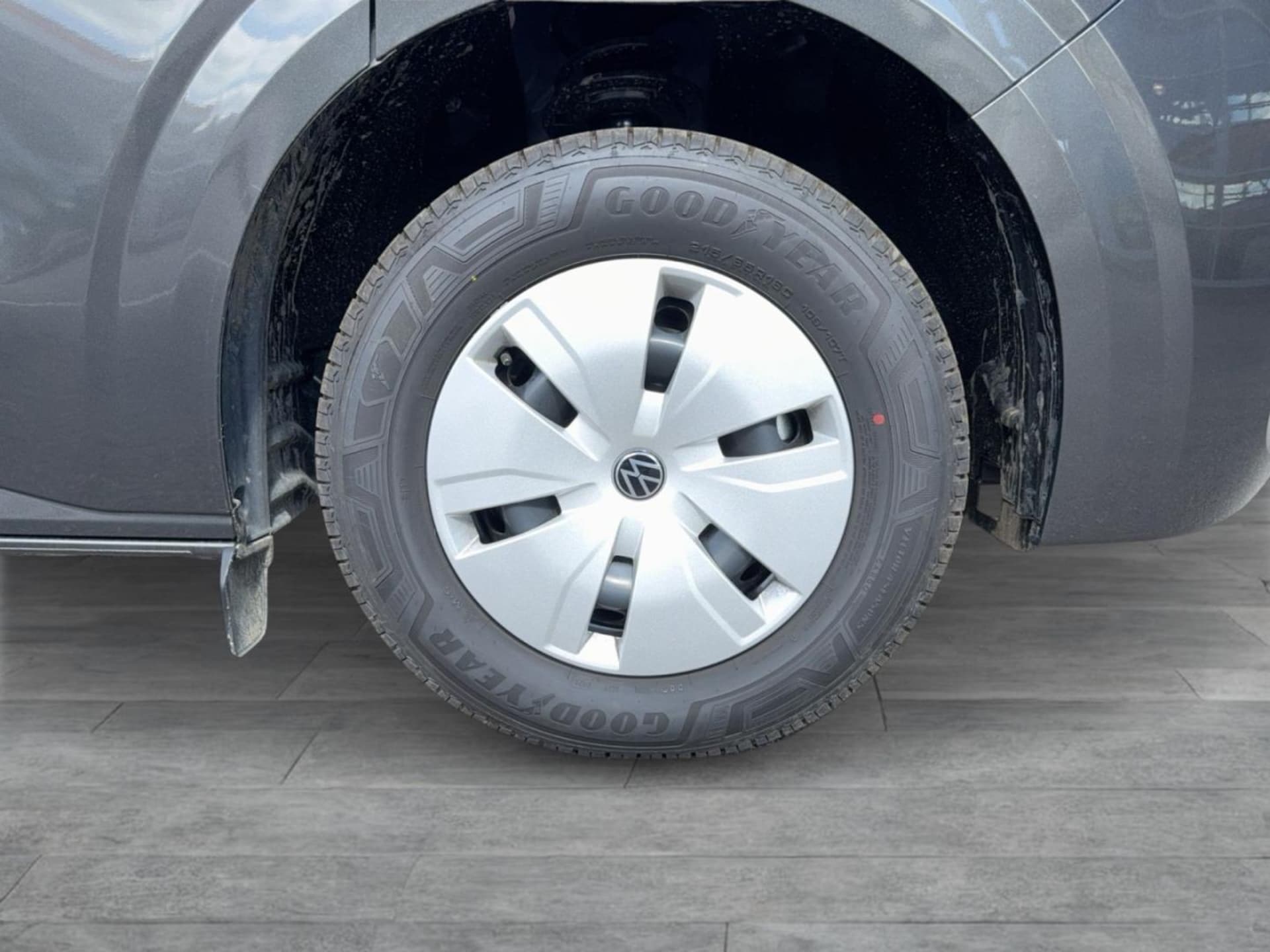 Volkswagen Transporter Kombi kurzer Radstand