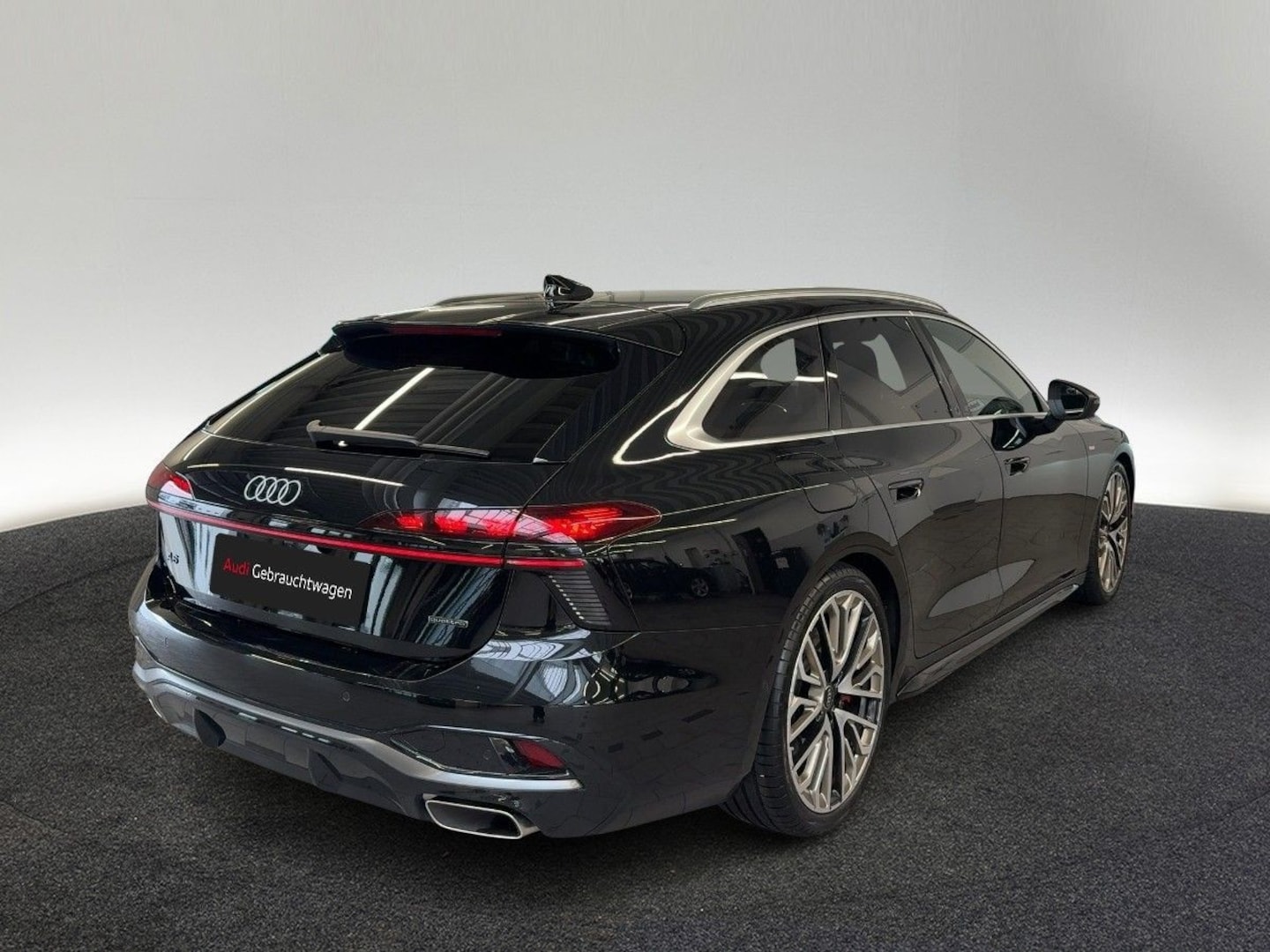 Bild über Audi A6 Avant TFSI quattro 270 kW S tronic - für weitere Informationen kontaktieren Sie den Audi Partner