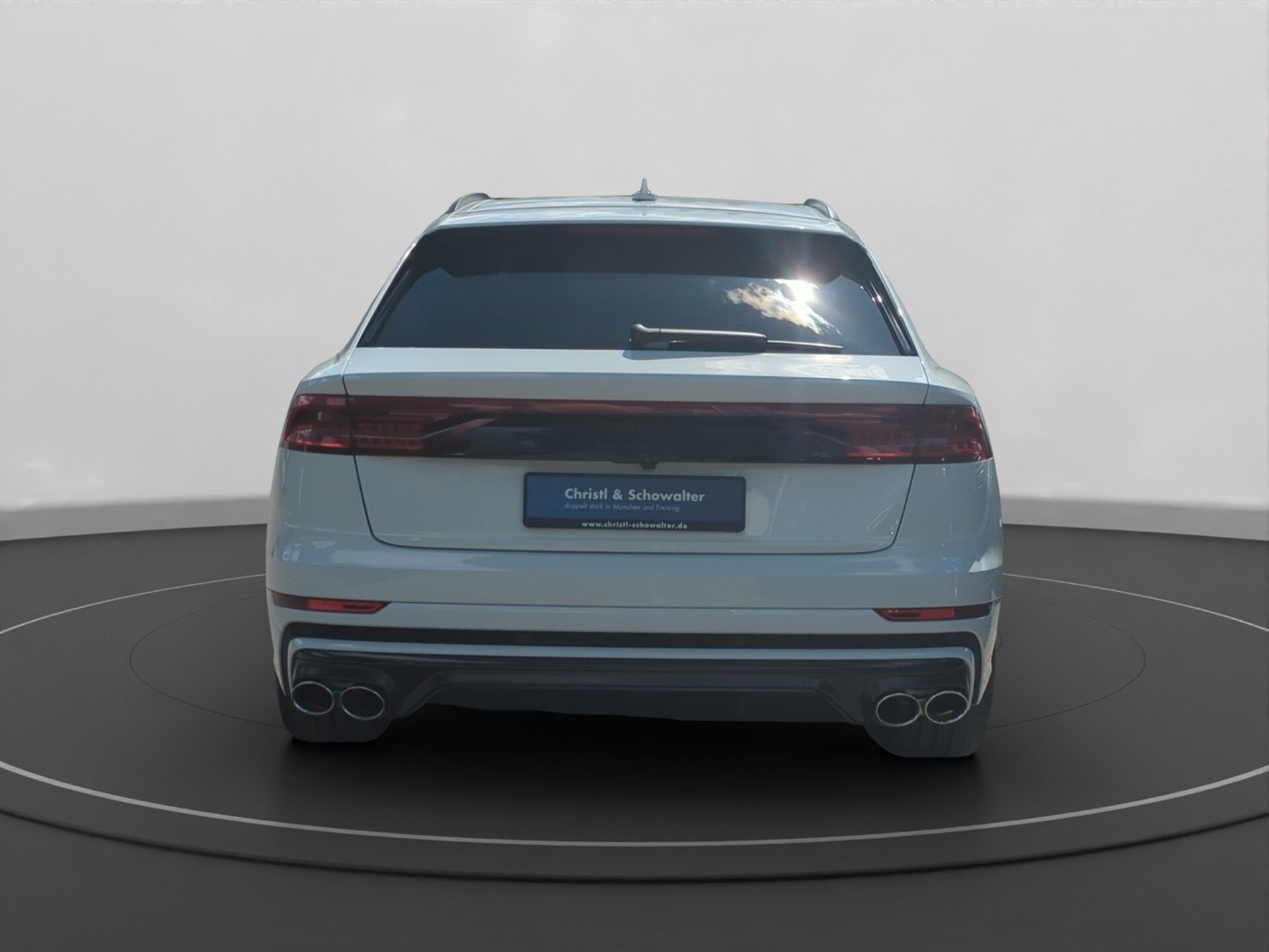 Audi SQ8 SUV