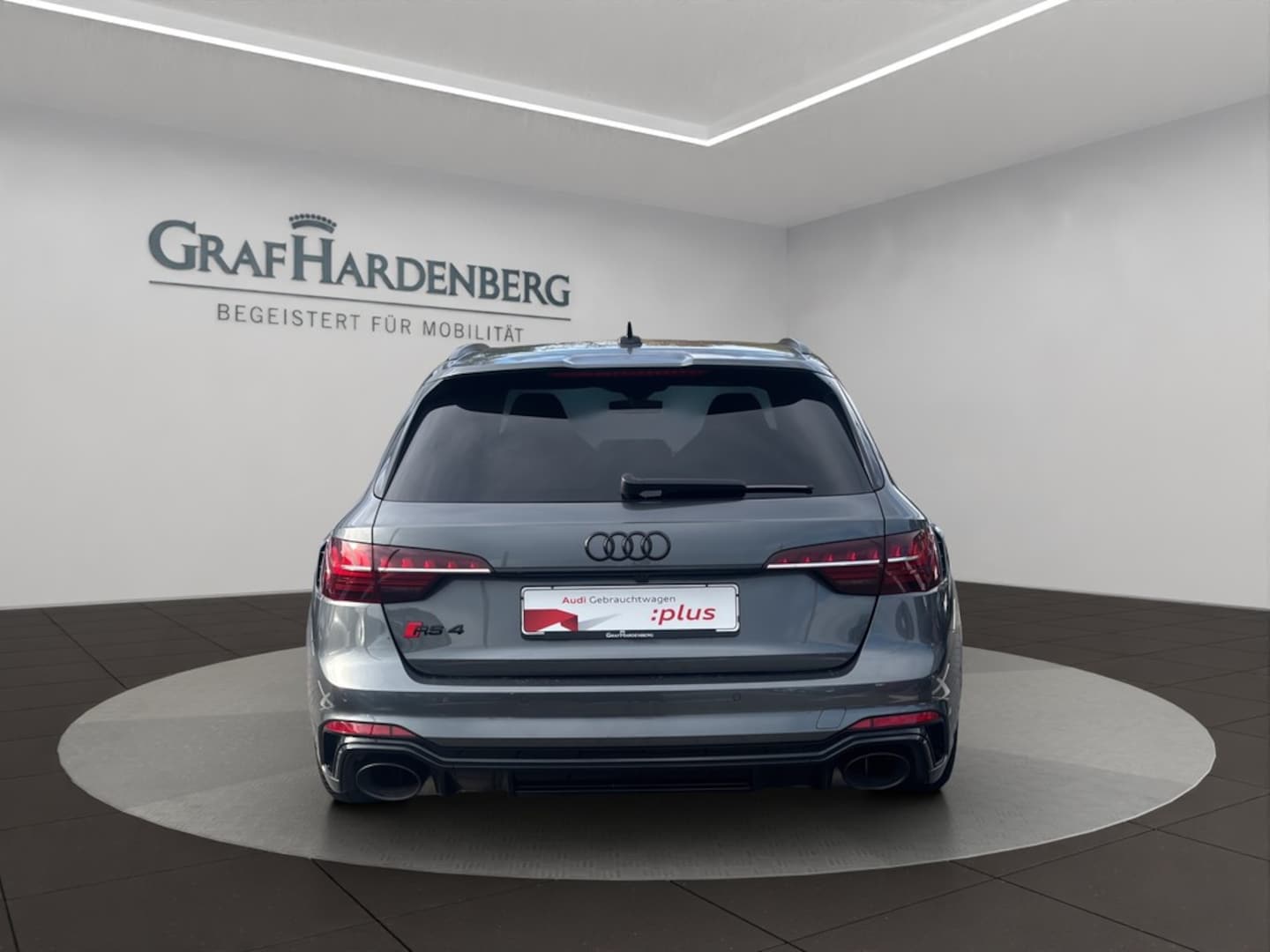 Bild über Audi RS 4 Avant TFSI quattro tiptronic - für weitere Informationen kontaktieren Sie den Audi Partner