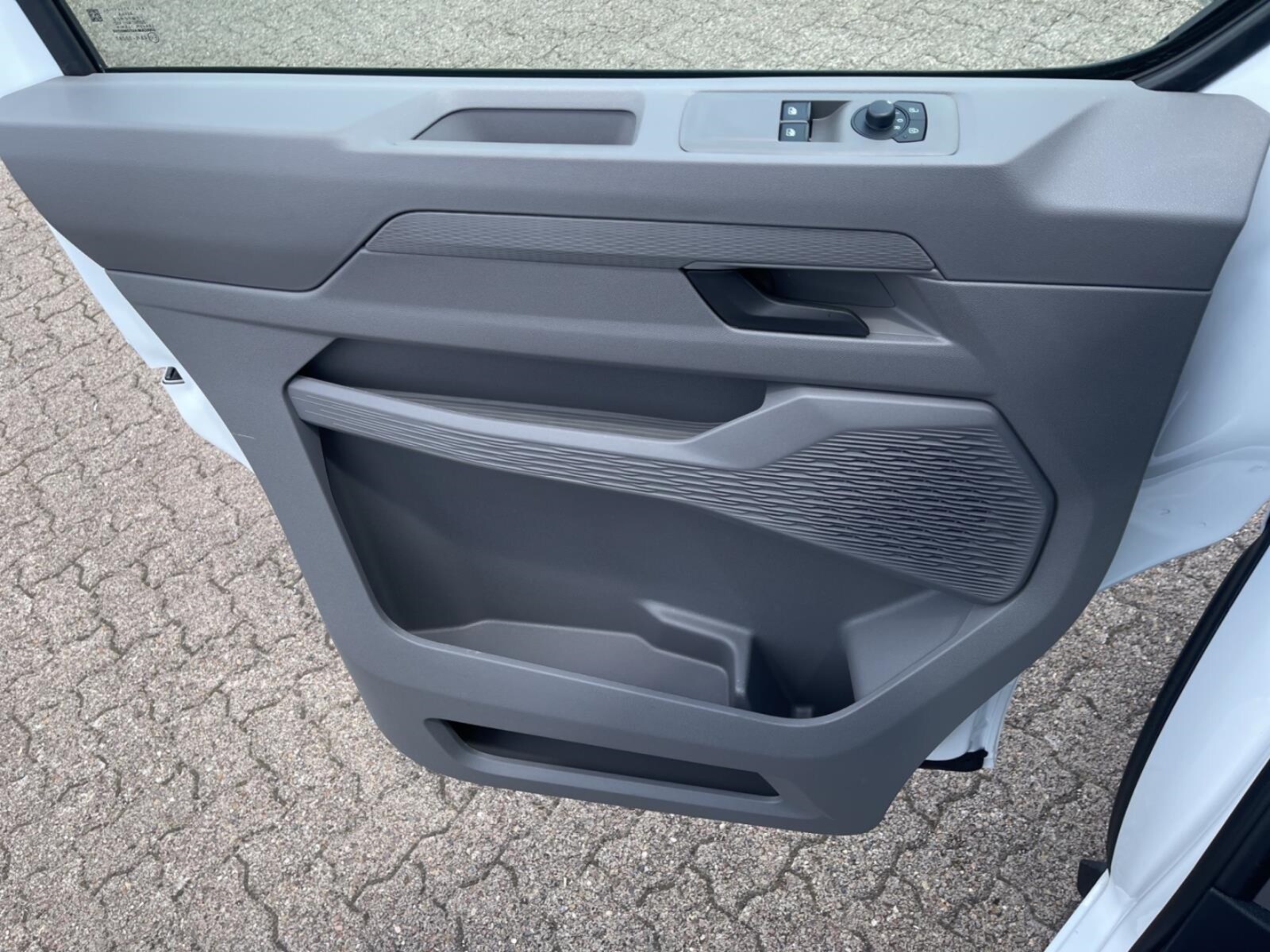 Volkswagen Transporter Kasten kurzer Radstand – Bild 14