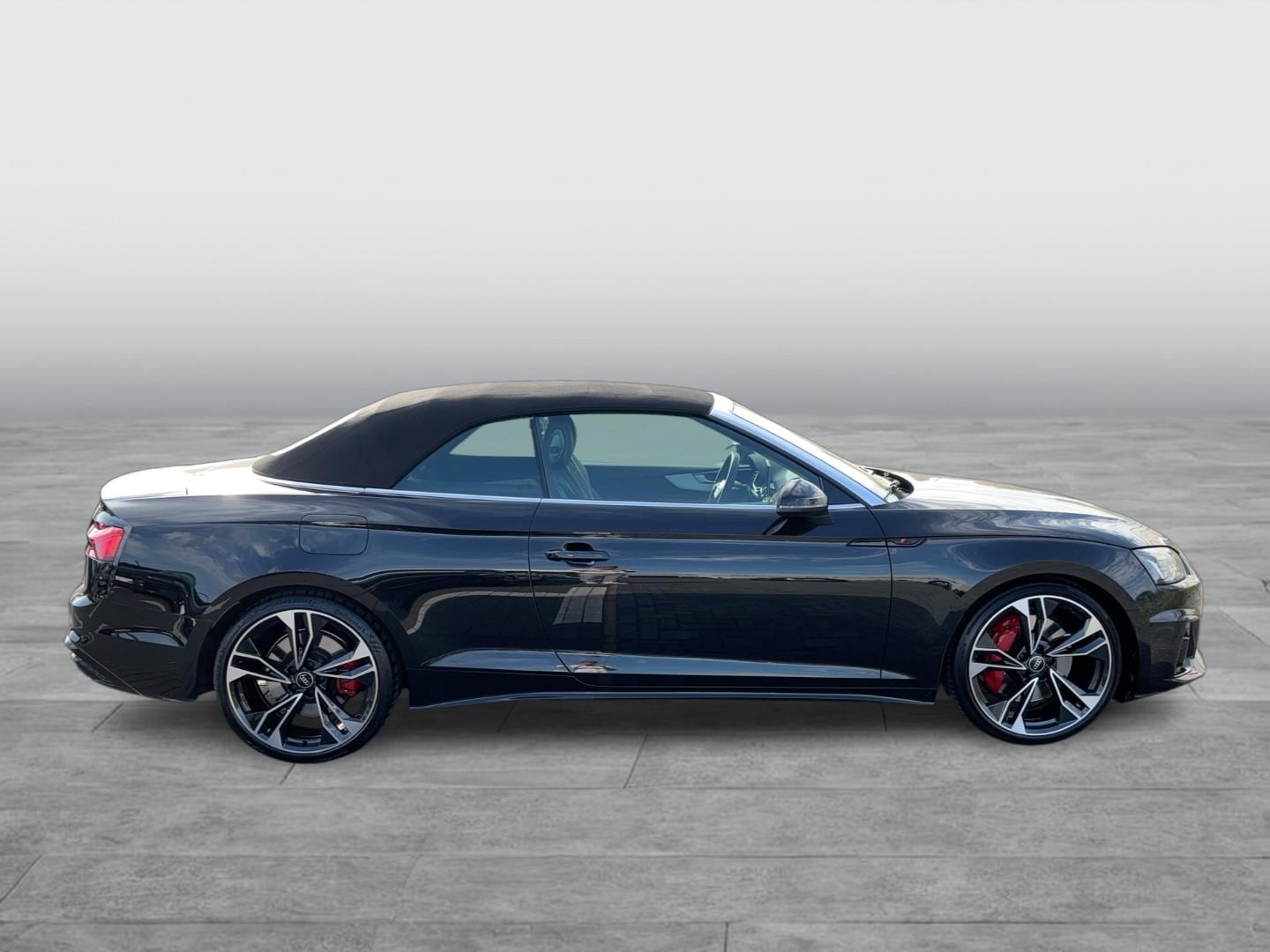 Bild über Audi S5 Cabriolet TFSI quattro tiptronic - für weitere Informationen kontaktieren Sie den Audi Partner