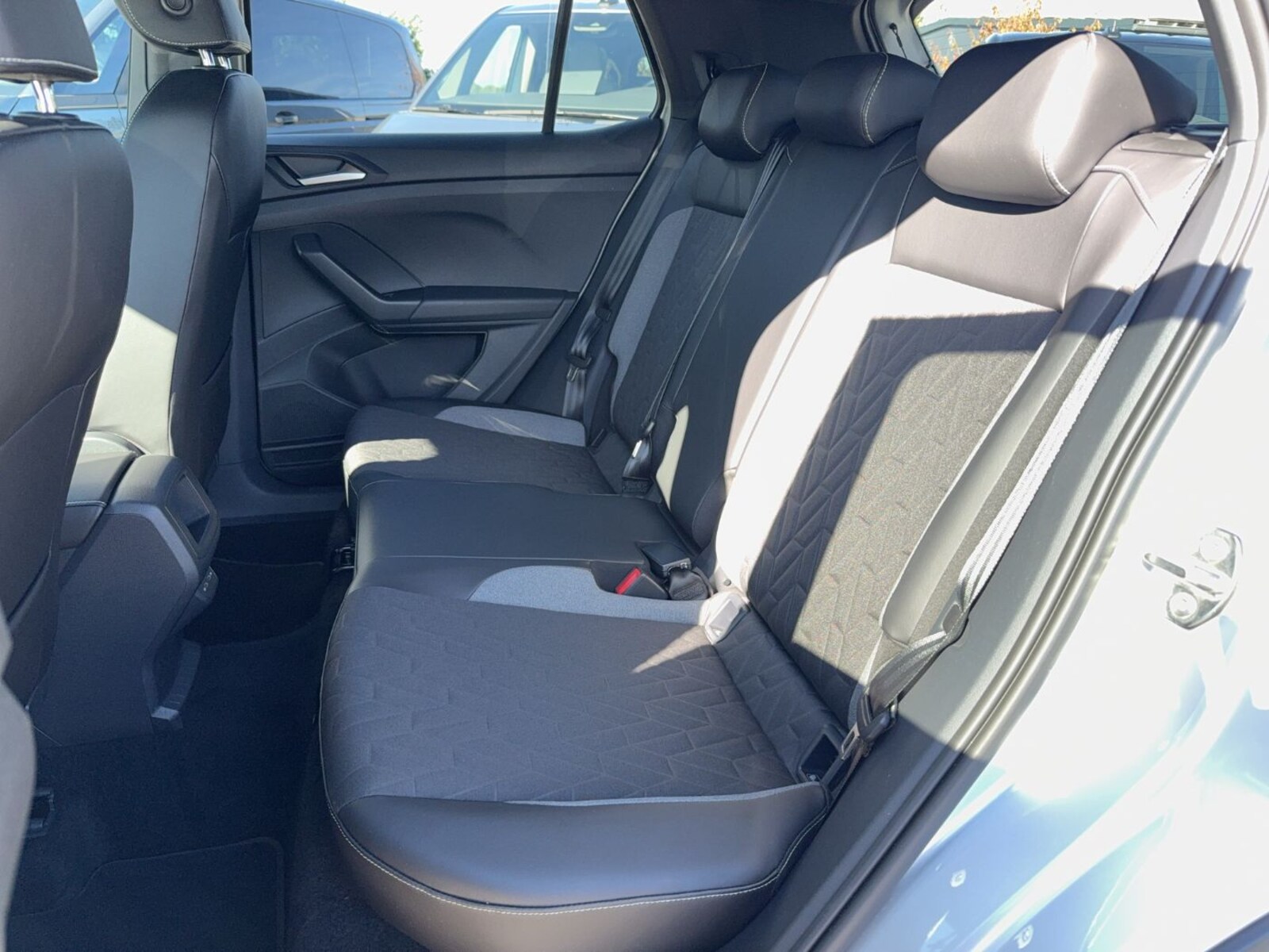 Volkswagen T-Cross – Bild 14