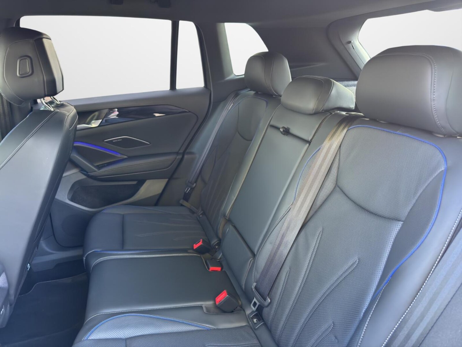 Volkswagen Tiguan – Bild 11