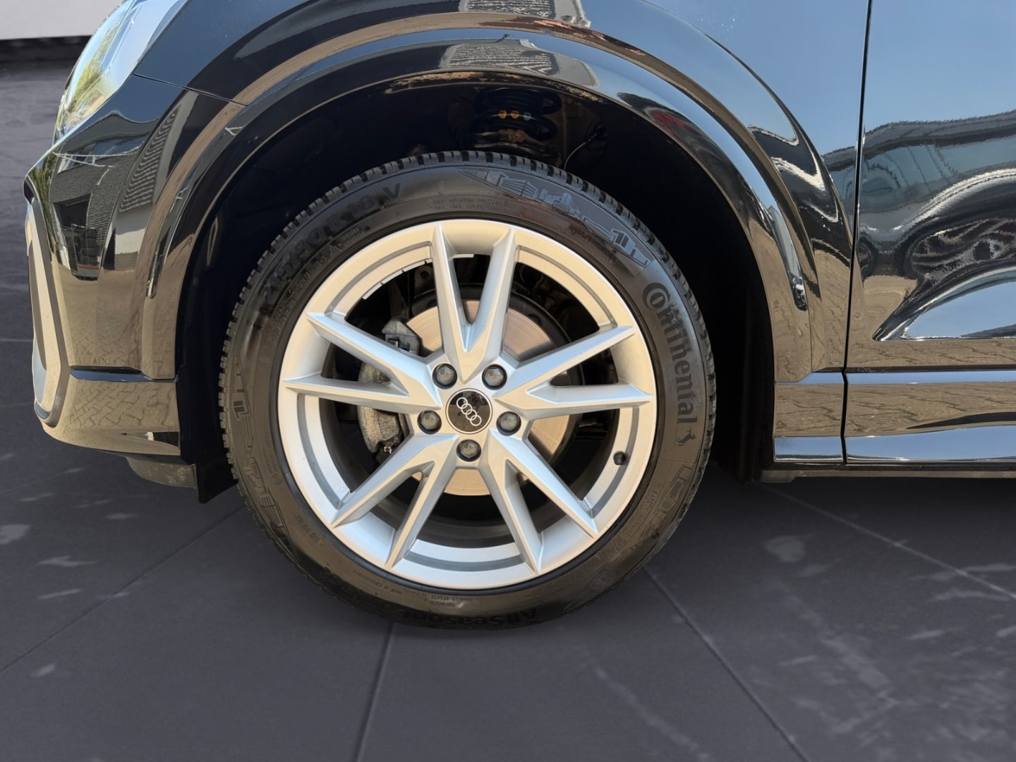Bild über Audi Q2 S line 35 TFSI S tronic - für weitere Informationen kontaktieren Sie den Audi Partner