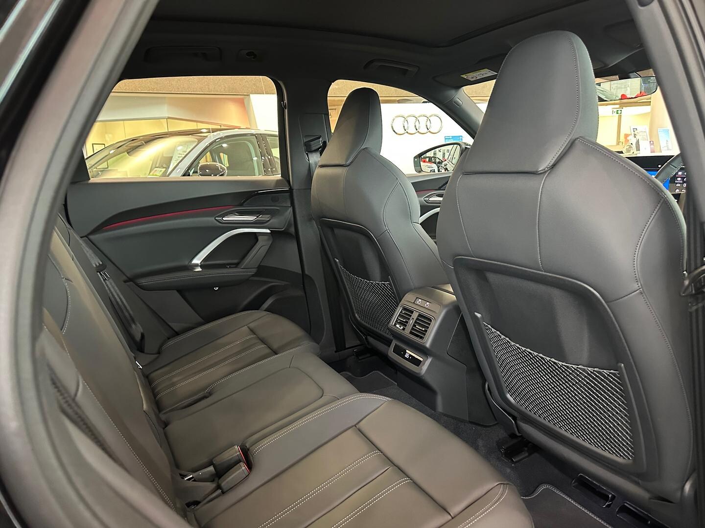 Image about Audi Q5 SUV TDI quattro 150 kW sport