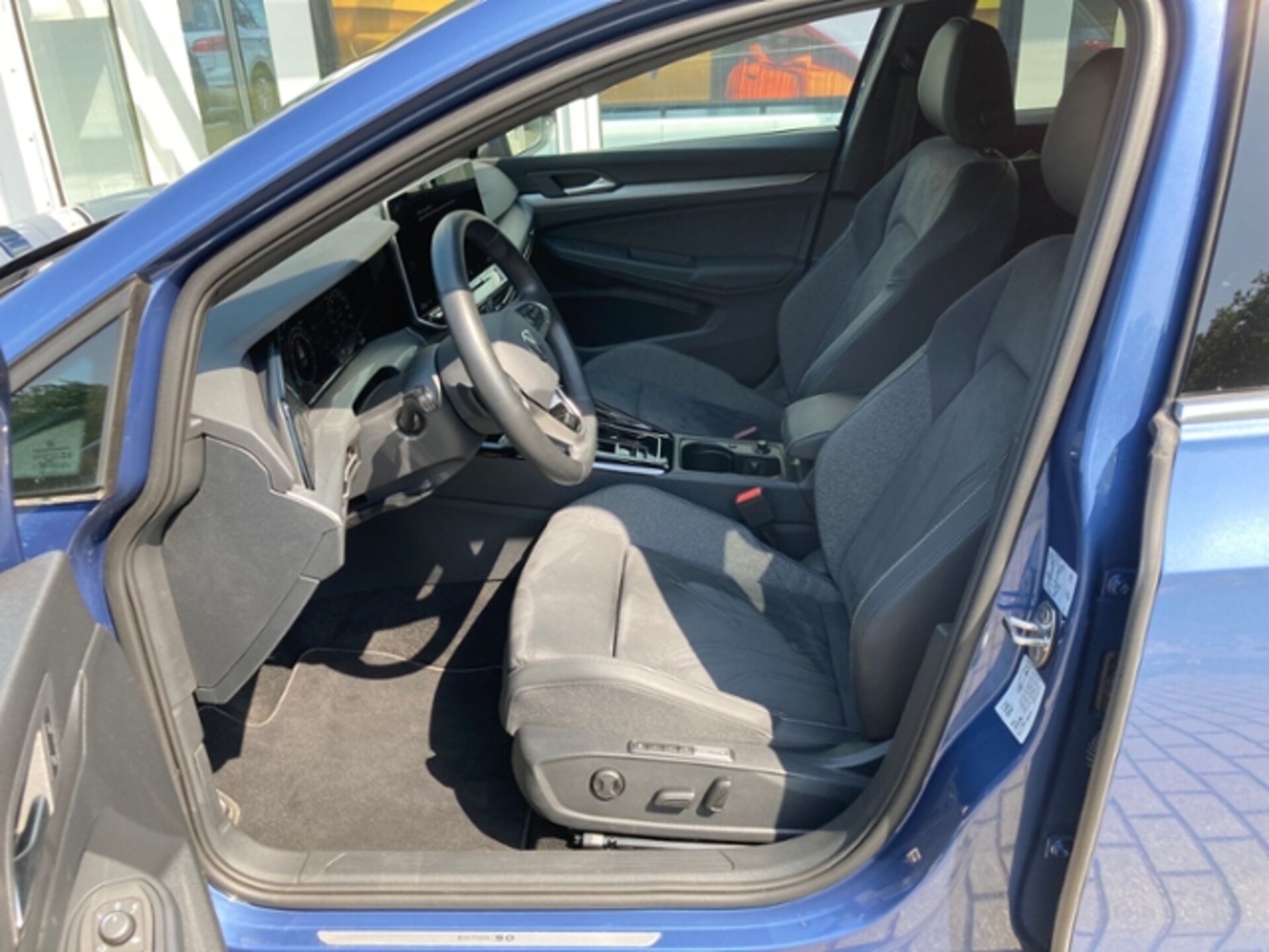 Volkswagen Golf Style