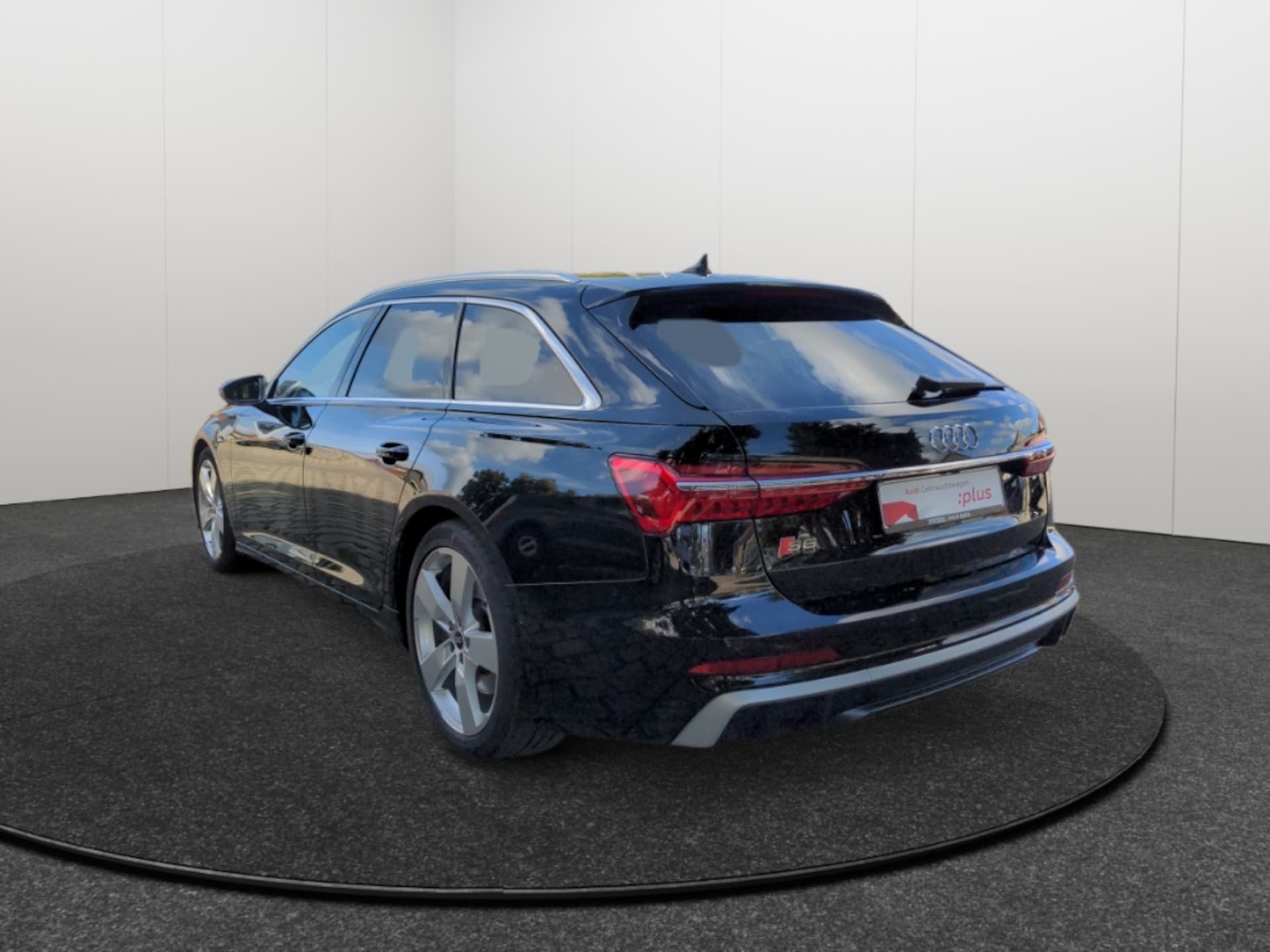 Audi S6 Avant