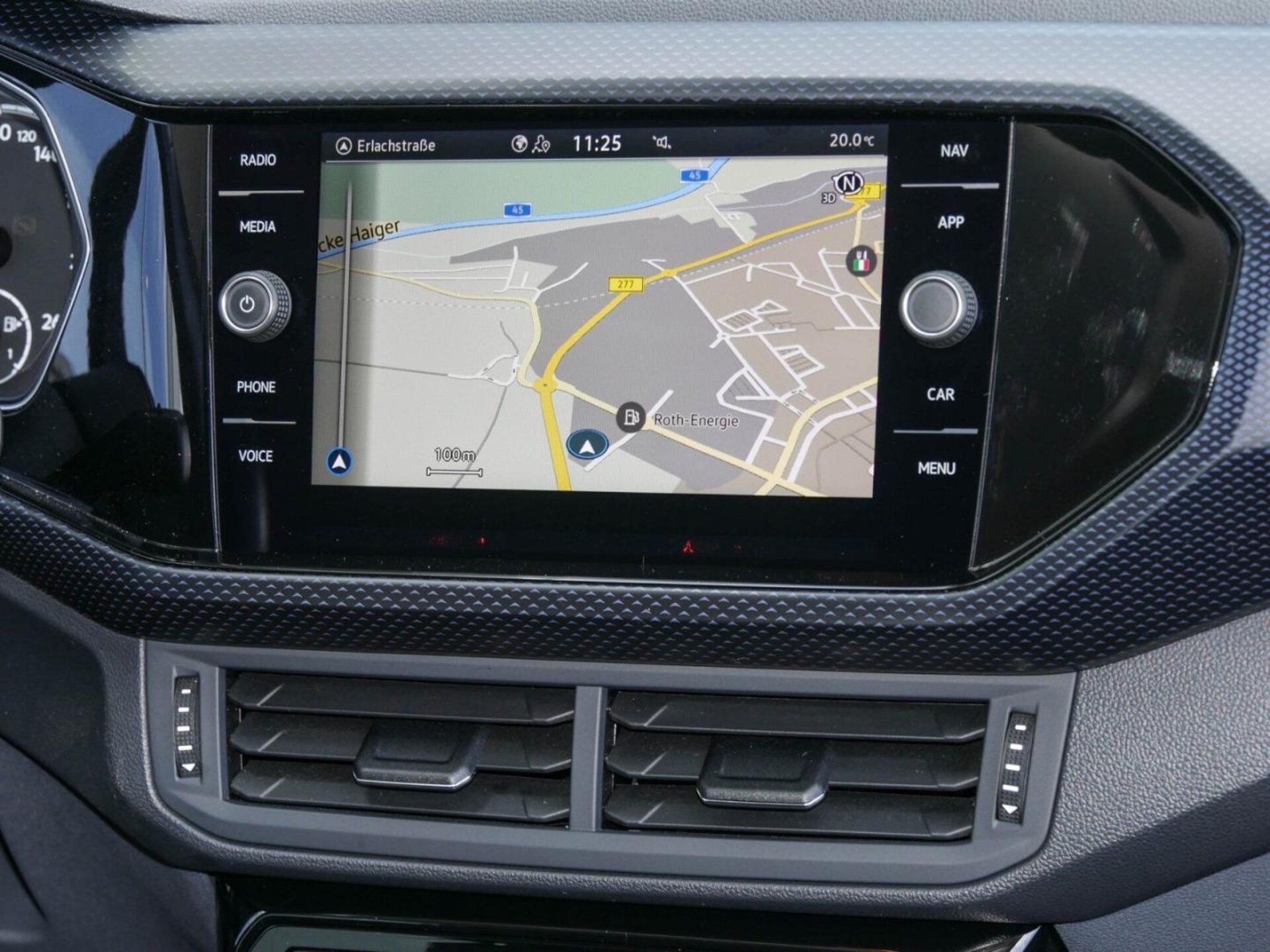 Volkswagen T-Cross United
