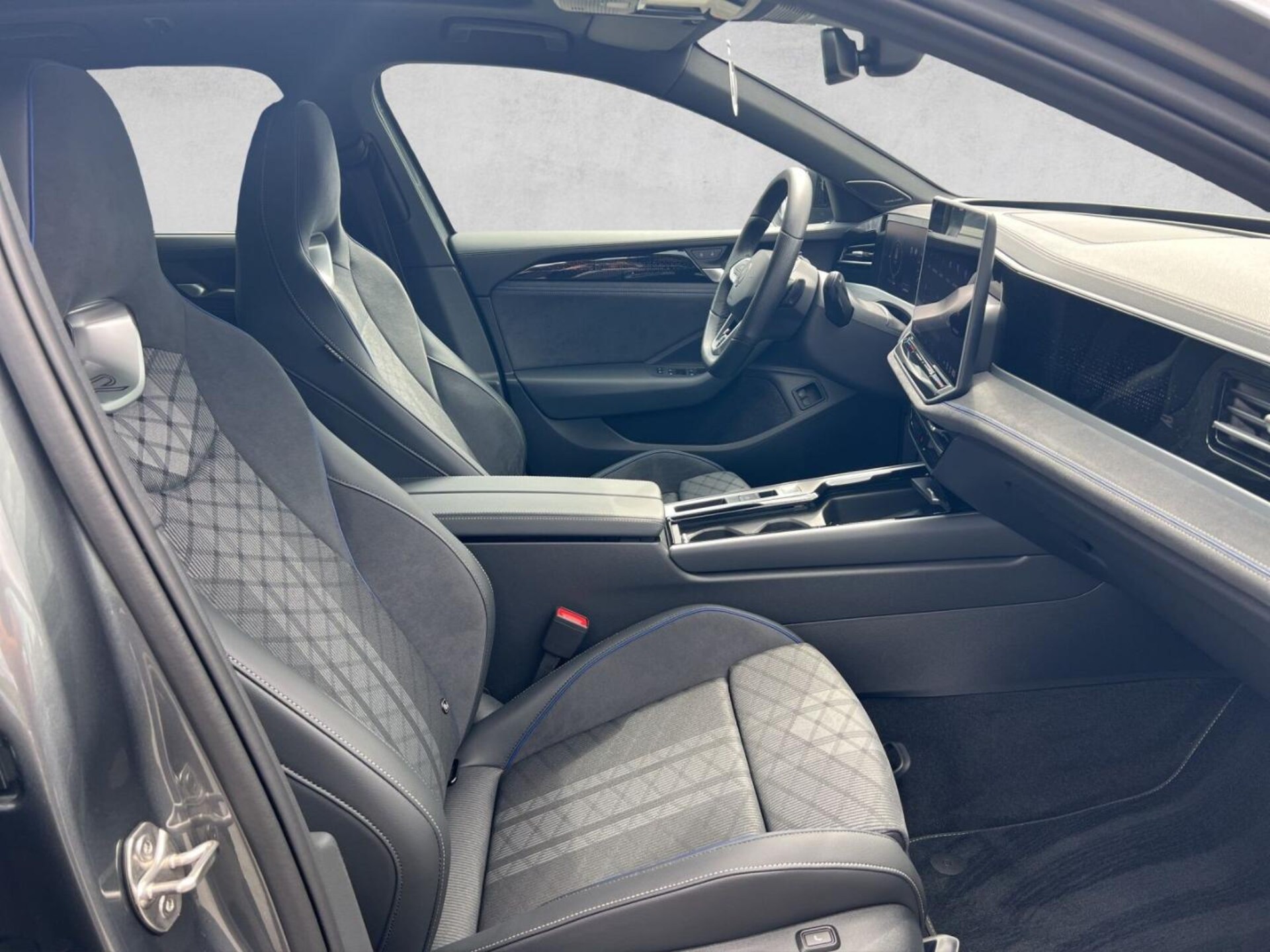 Volkswagen Passat R-Line