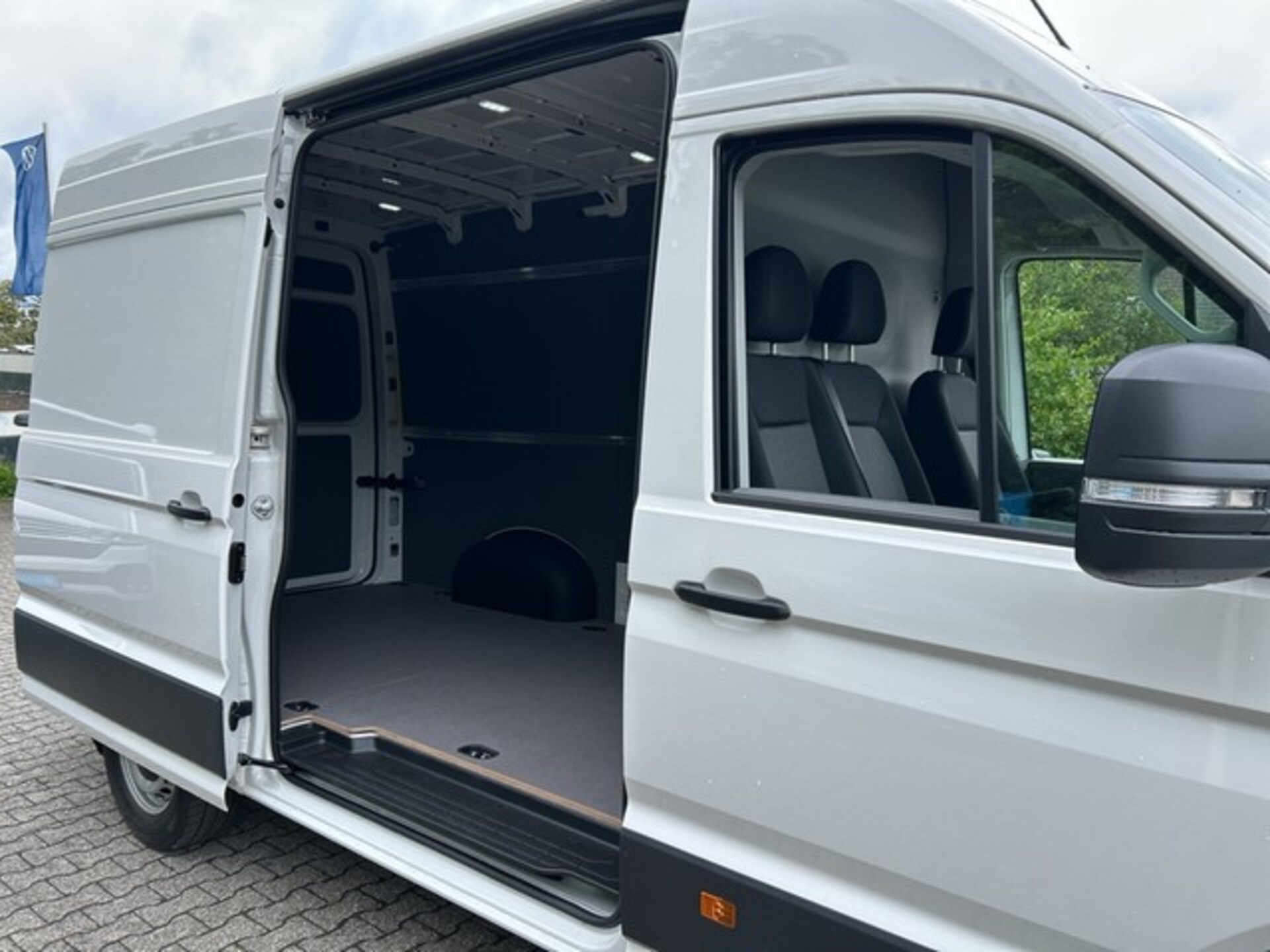 Volkswagen Crafter Kasten mittlerer Radstand