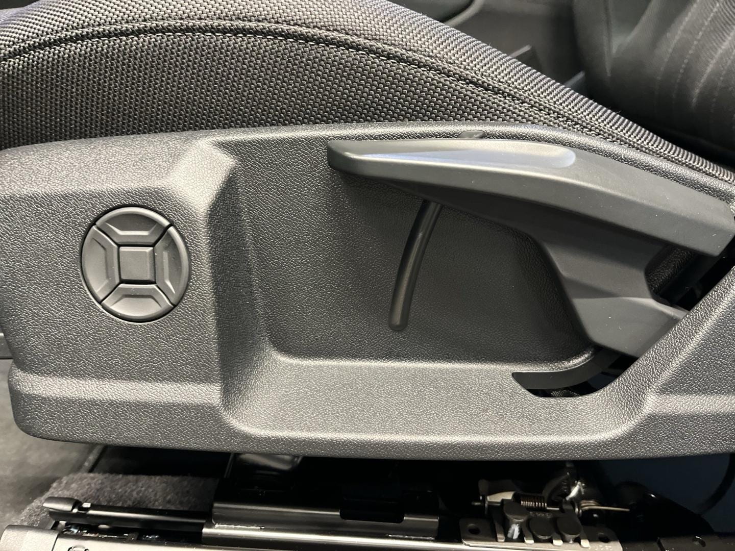Bild über Audi Q3 SUV e-hybrid e-hybrid 200 kW S tronic - für weitere Informationen kontaktieren Sie den Audi Partner