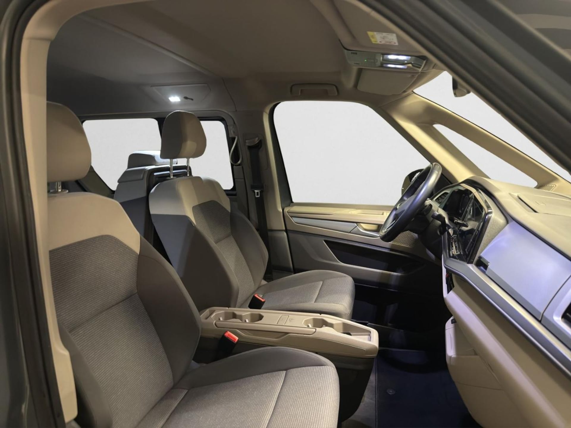 Volkswagen Multivan Langversion Basis-Modell