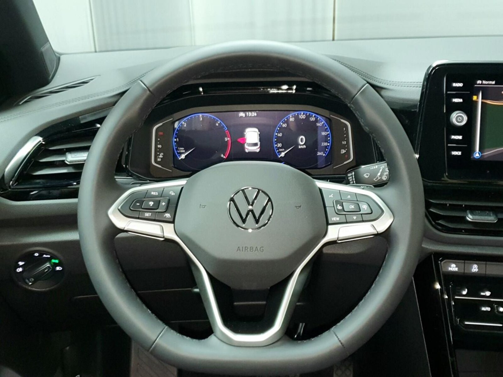 Volkswagen T-Roc – Bild 13
