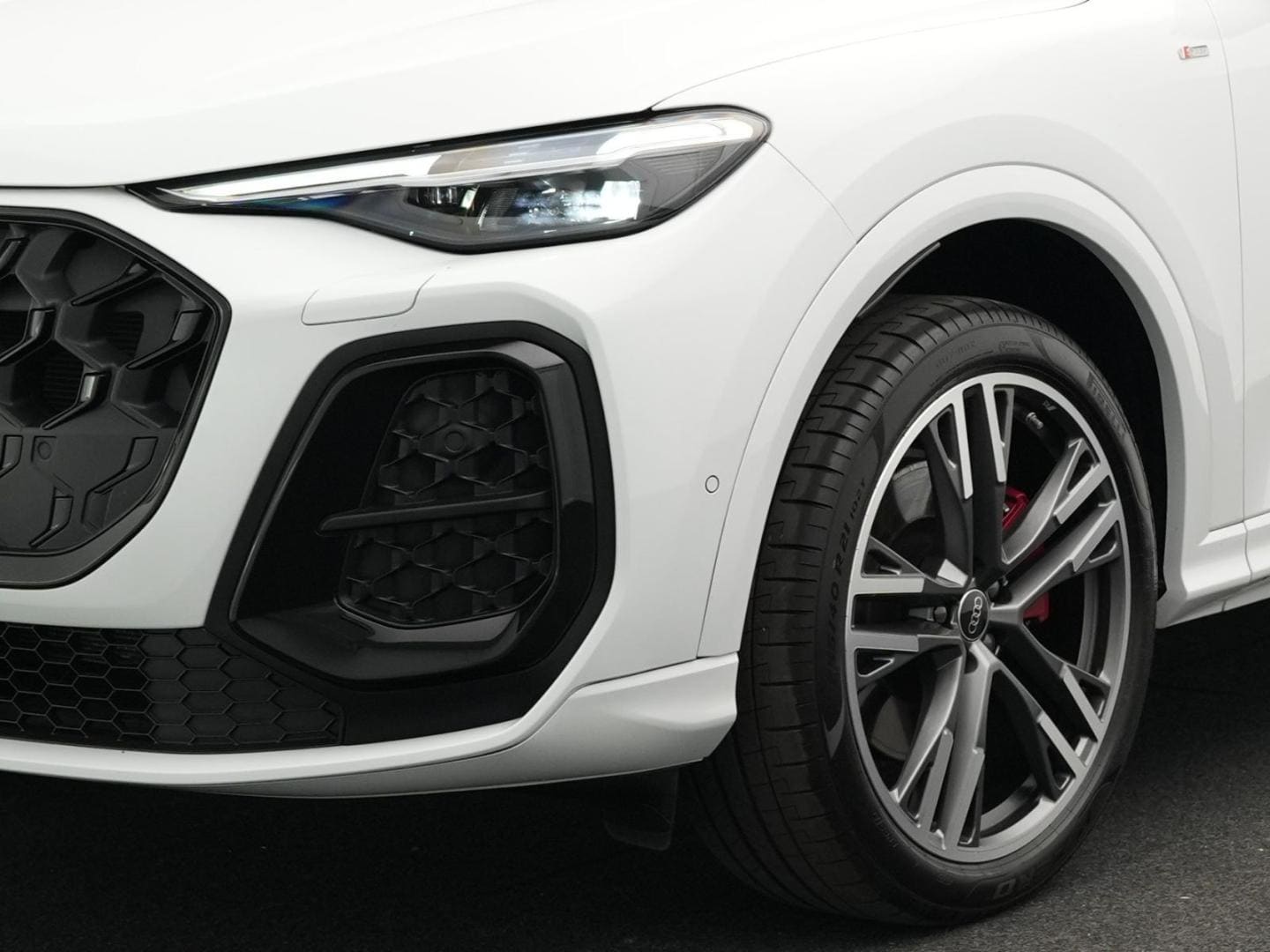 Bild über Audi Q5 Sportback TDI quattro 150 kW S tronic - für weitere Informationen kontaktieren Sie den Audi Partner