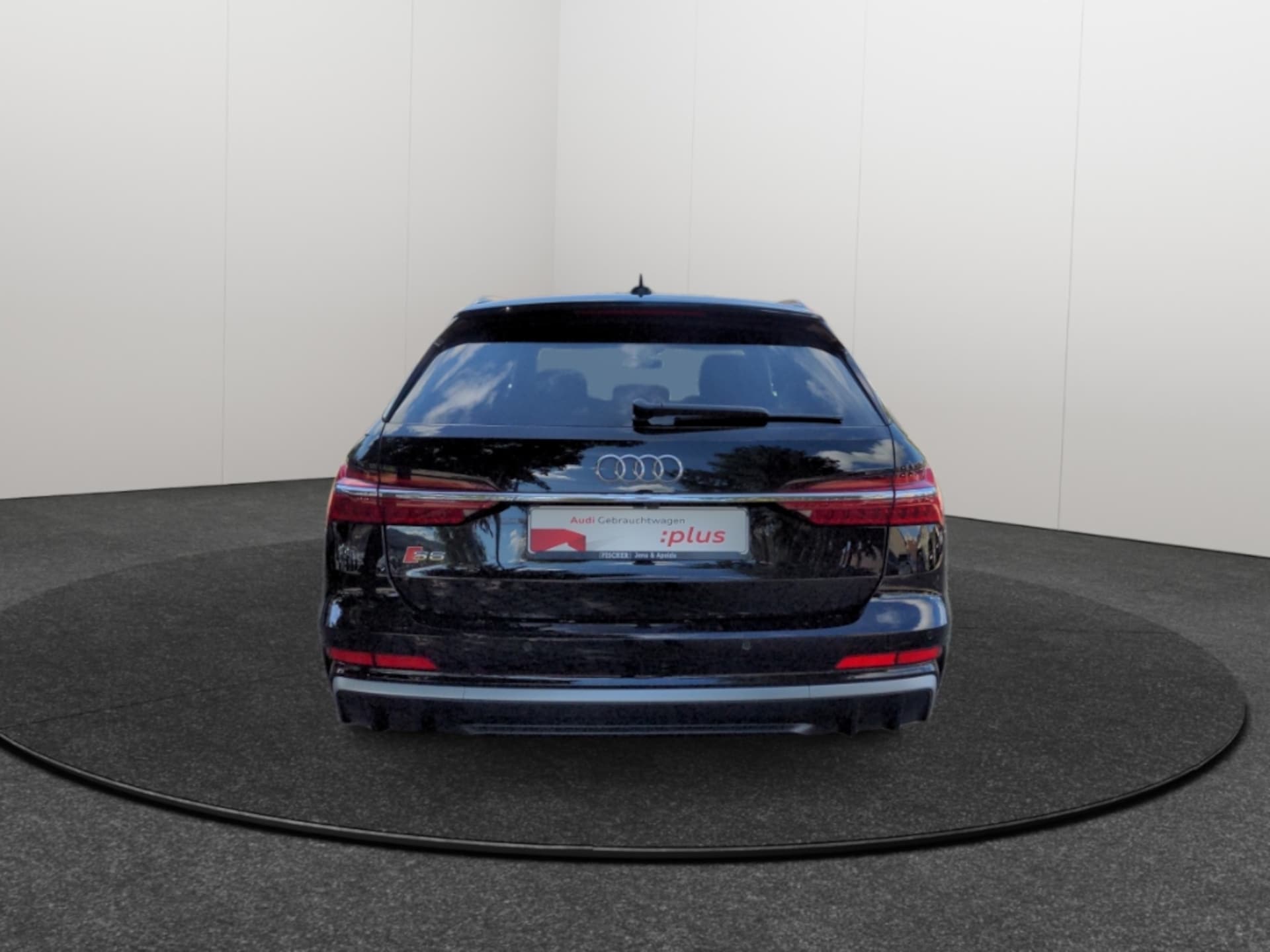 Audi S6 Avant
