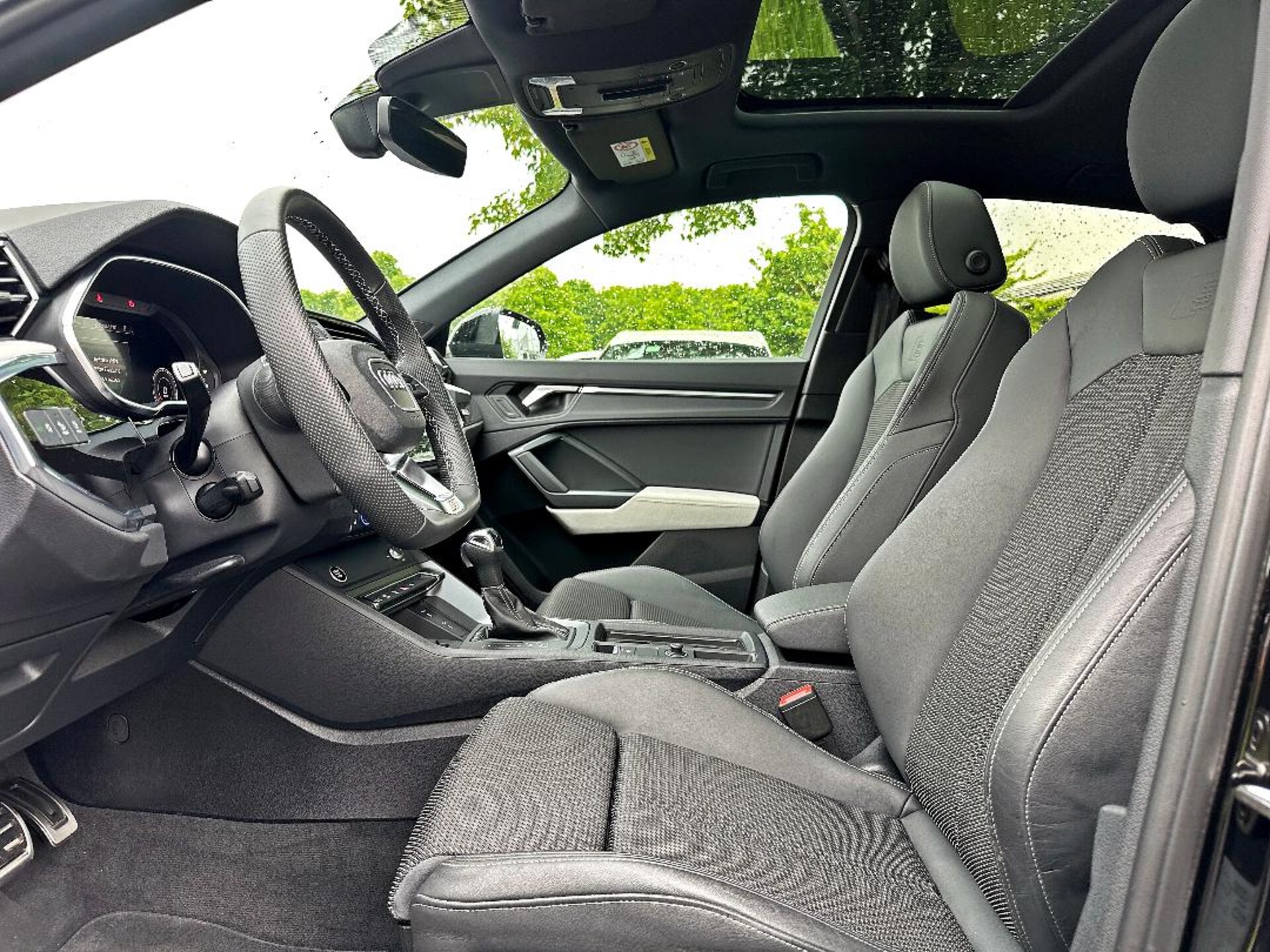 Audi Q3 Sportback S line