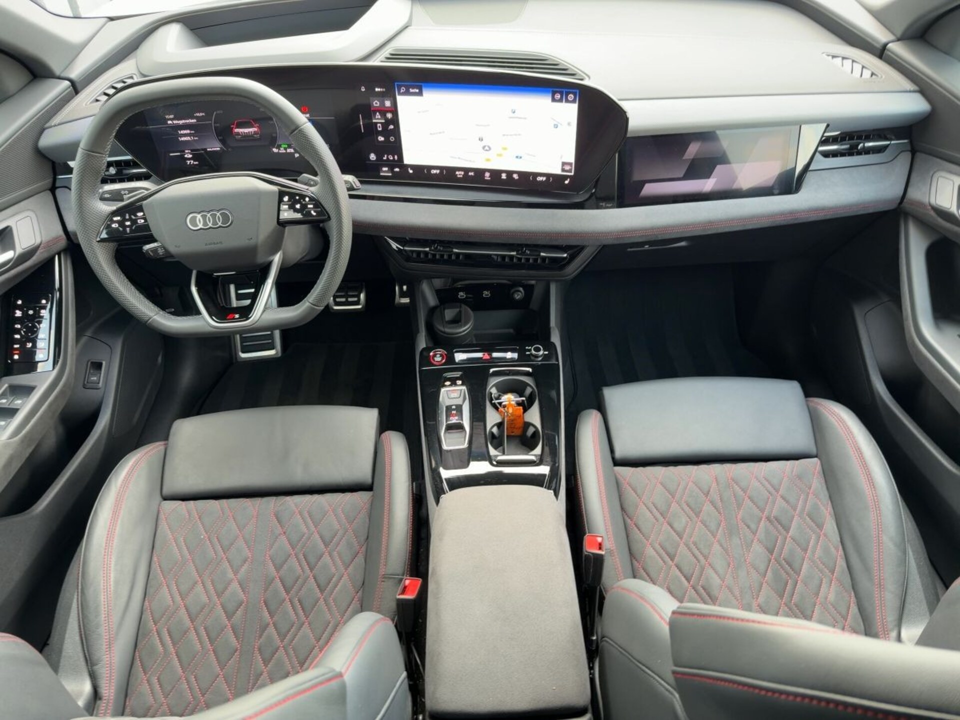 Audi SQ6 SUV e-tron
