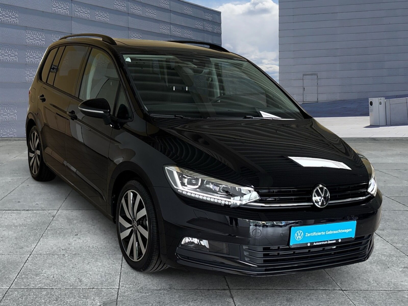 Volkswagen Touran – Bild 2