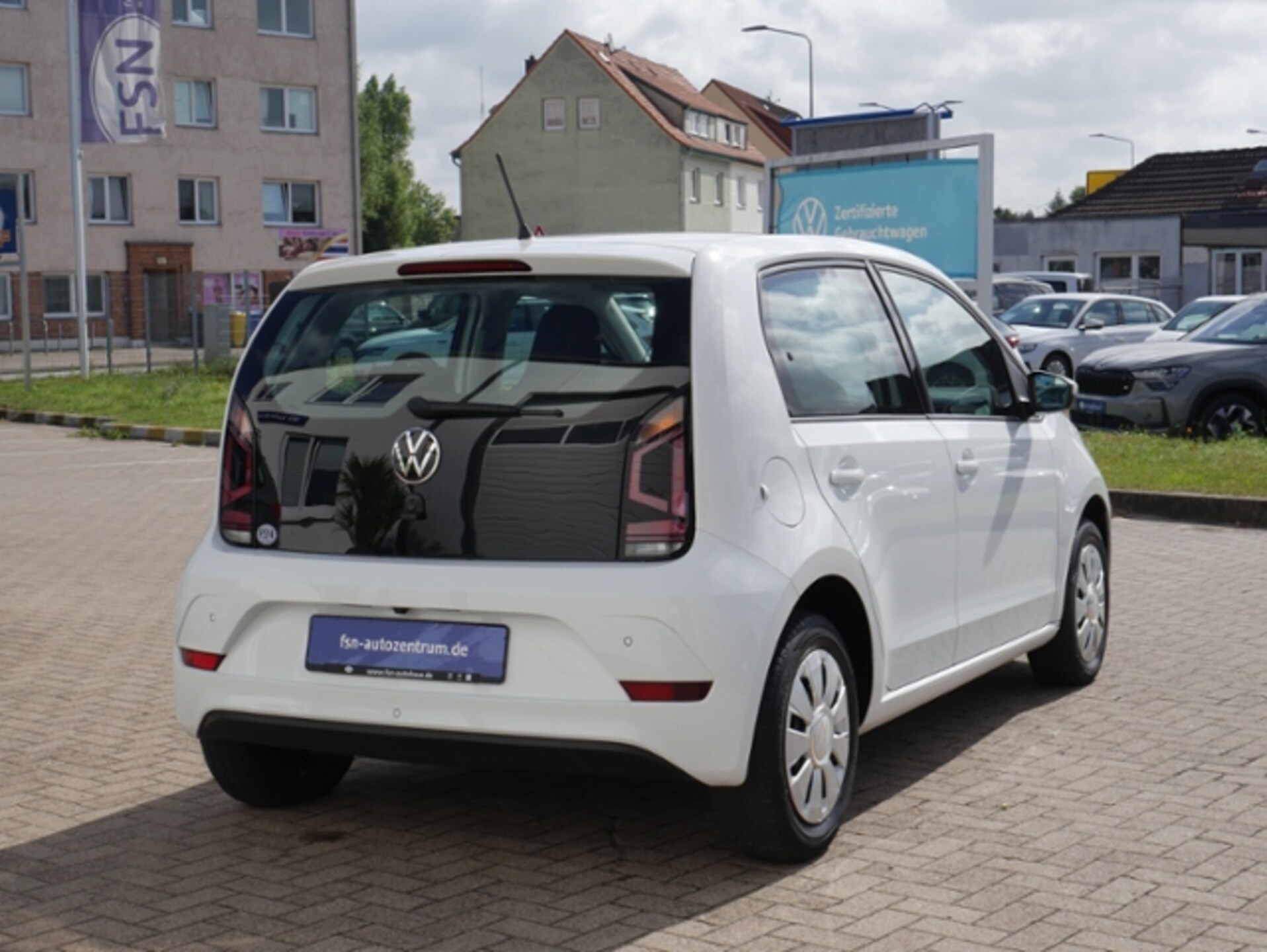Volkswagen up!